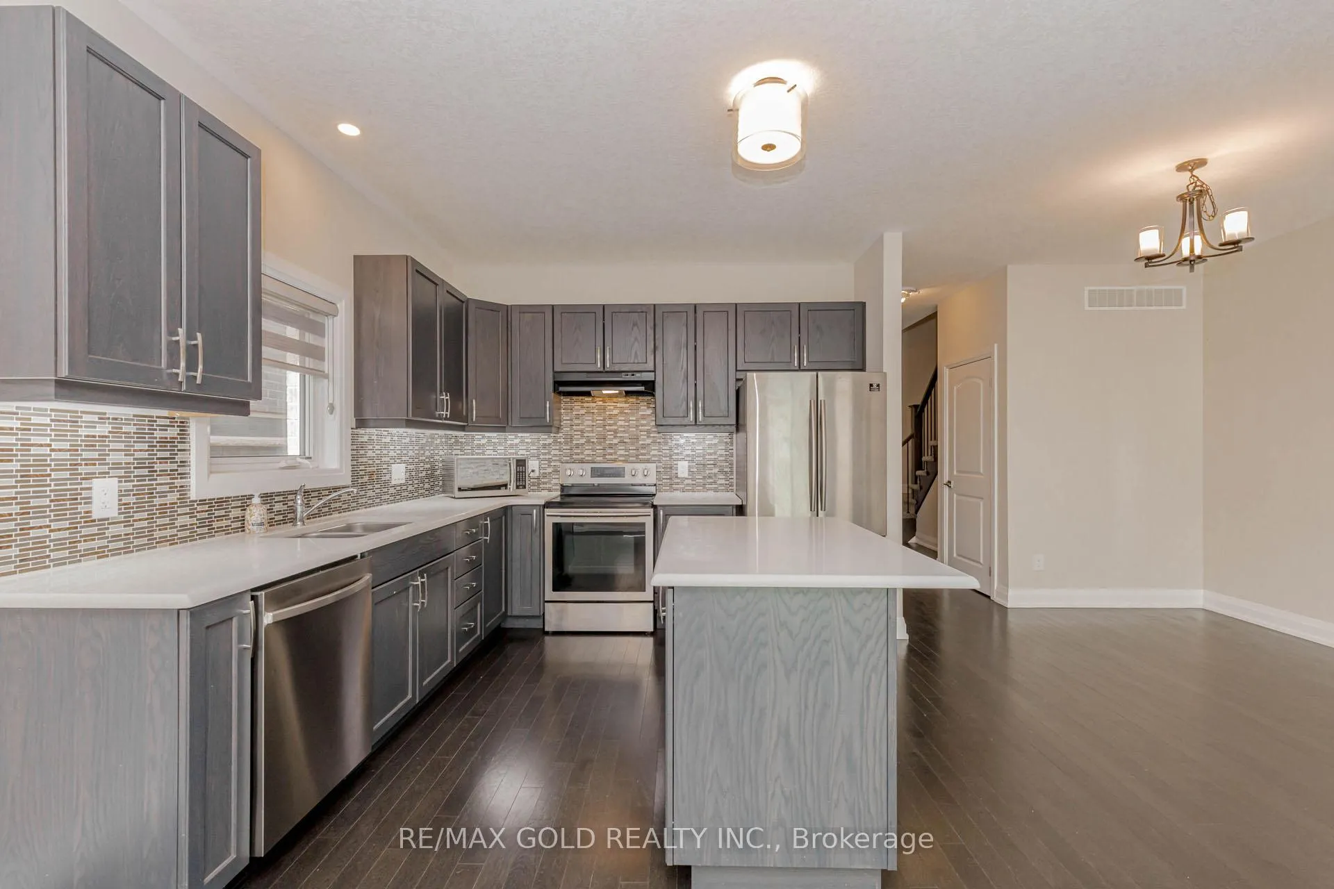 Photo 17 of 352 Sedgewood Street, Kitchener — HOMEH