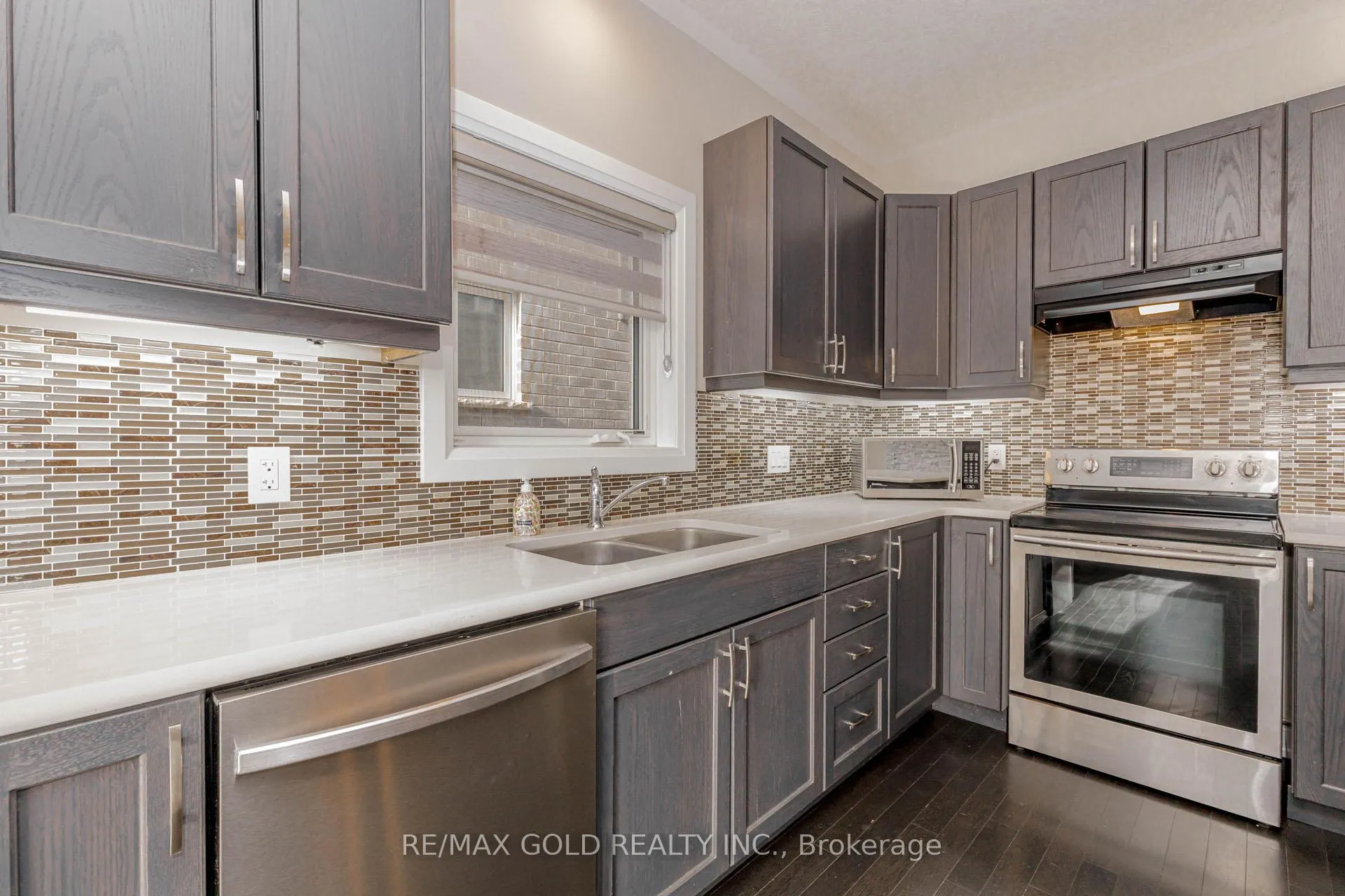 Photo 18 of 352 Sedgewood Street, Kitchener — HOMEH