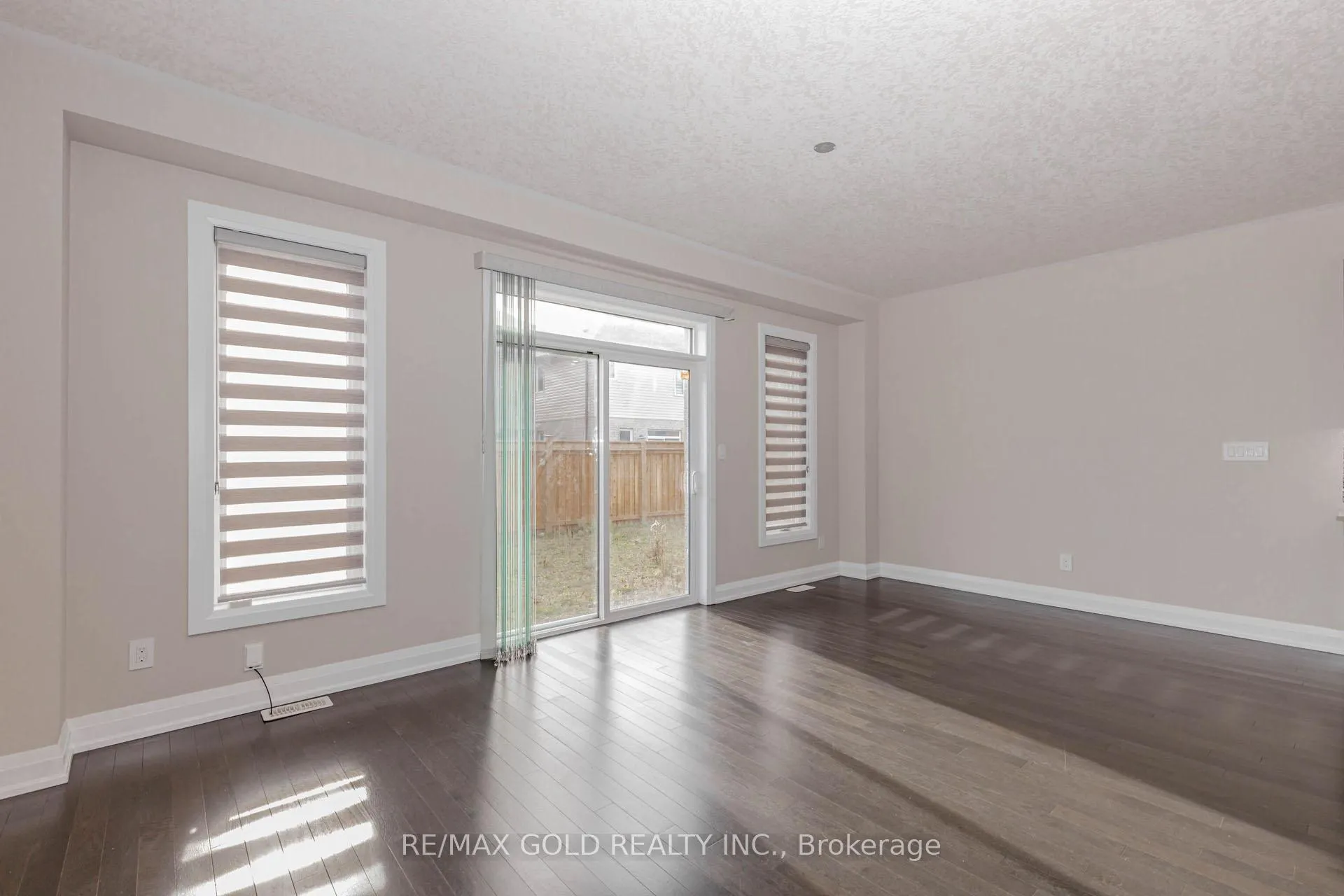 Photo 20 of 352 Sedgewood Street, Kitchener — HOMEH