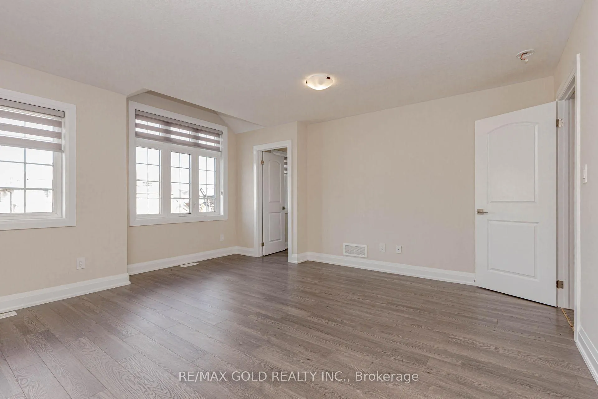 Photo 29 of 352 Sedgewood Street, Kitchener — HOMEH