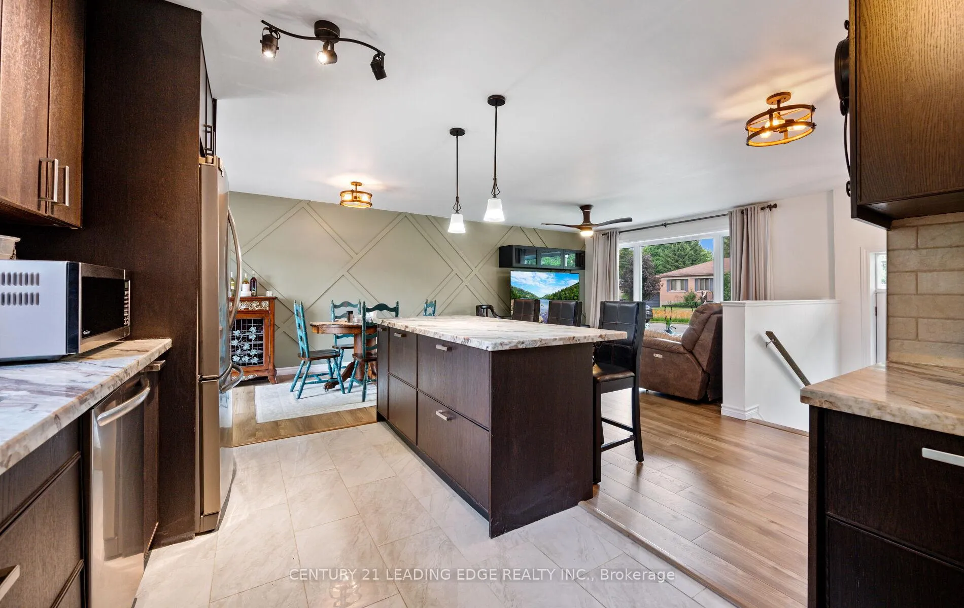 Photo 17 of 46 William Street, New Tecumseth, Alliston — HOMEH
