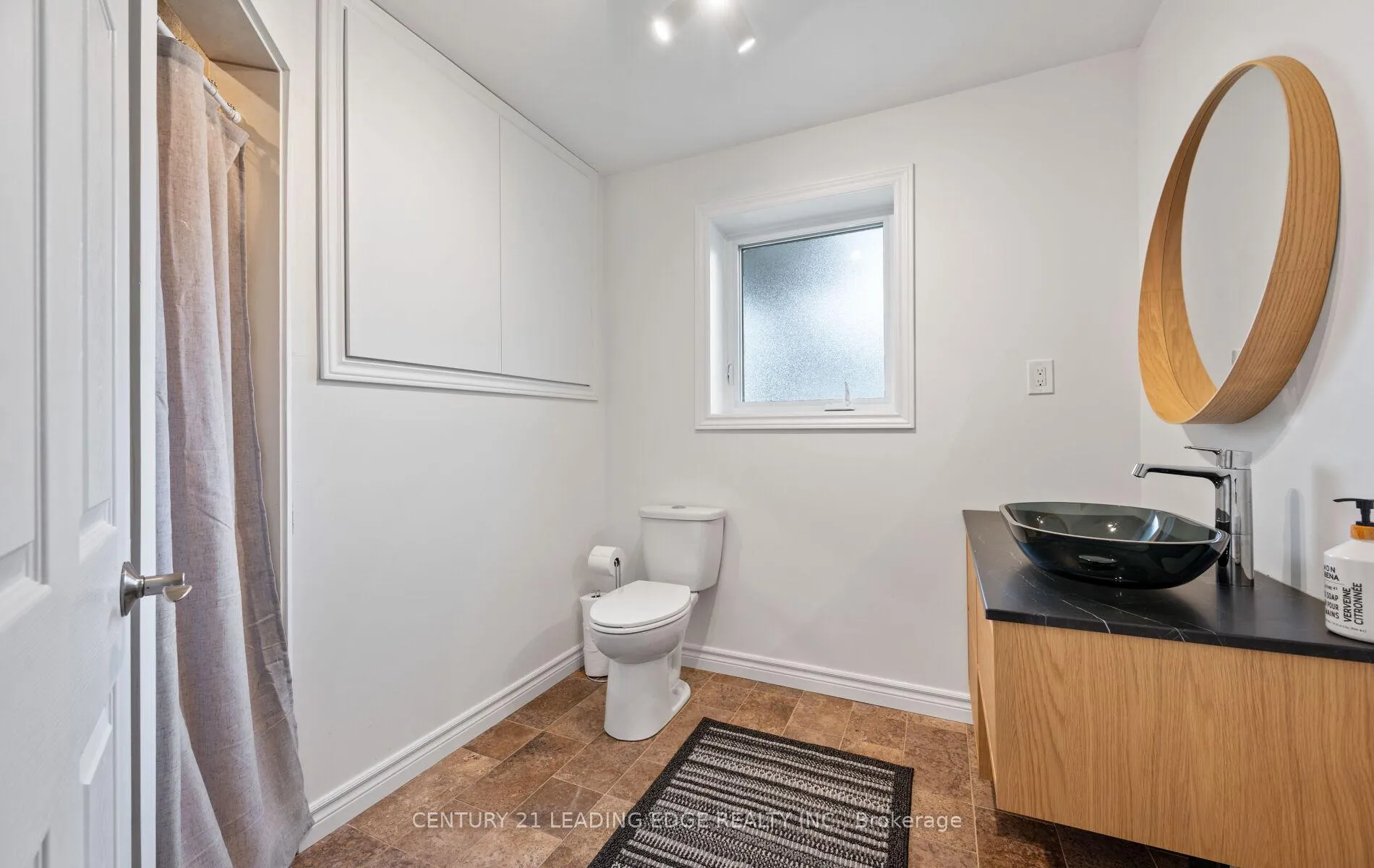 Photo 21 of 46 William Street, New Tecumseth, Alliston — HOMEH
