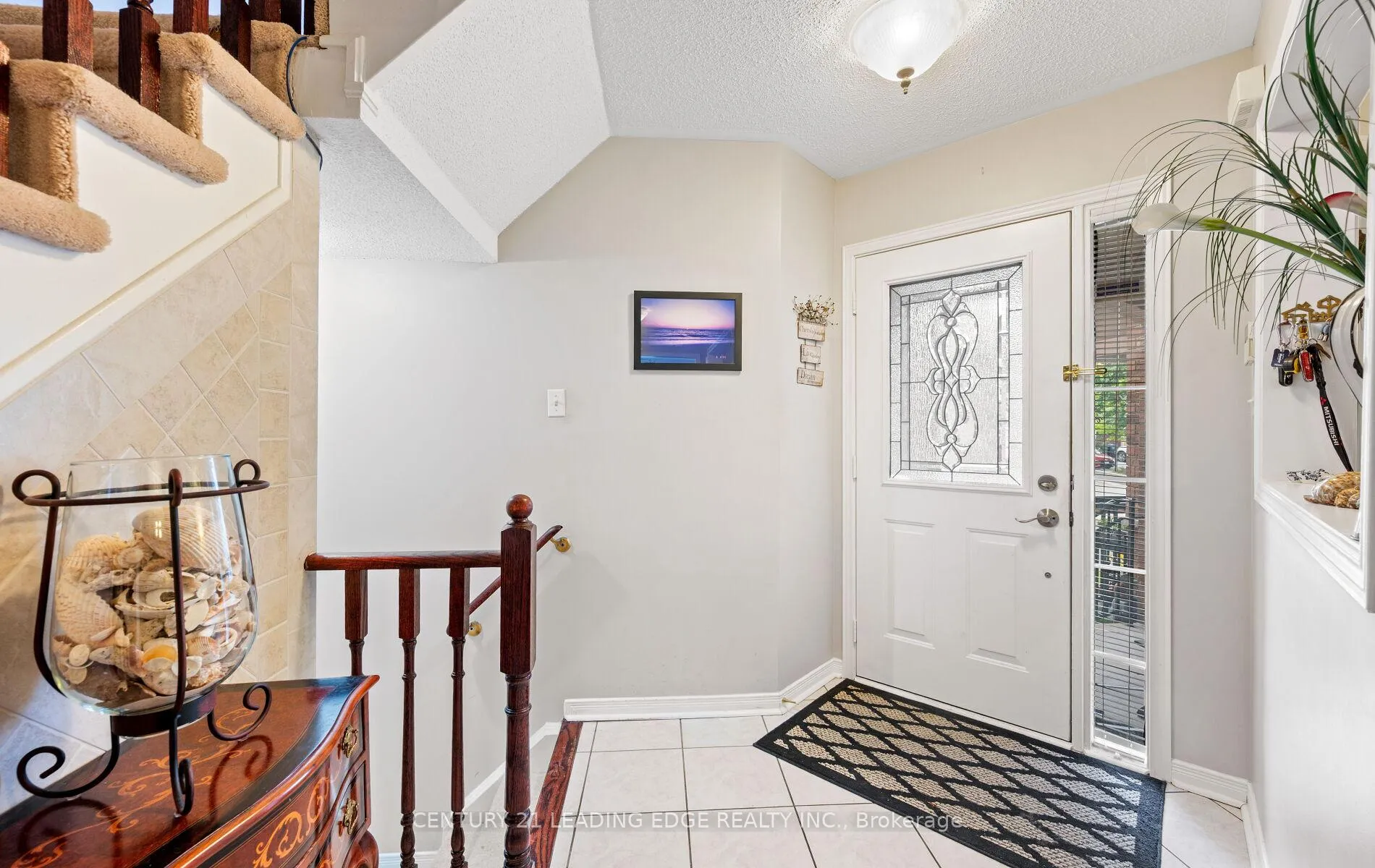 Photo 4 of 113 Frank Johnston Road, Caledon, Bolton West — HOMEH