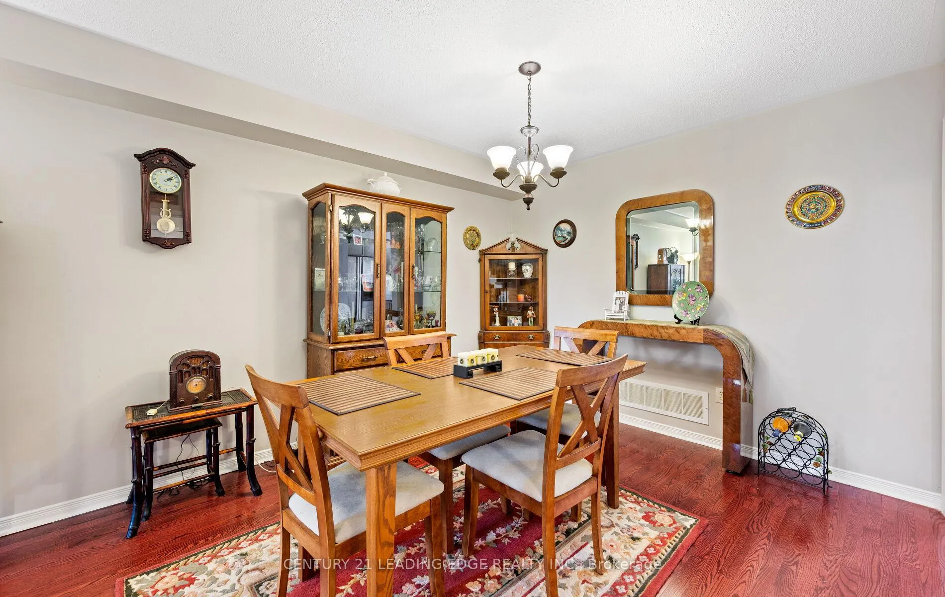 Photo 8 of 113 Frank Johnston Road, Caledon, Bolton West — HOMEH