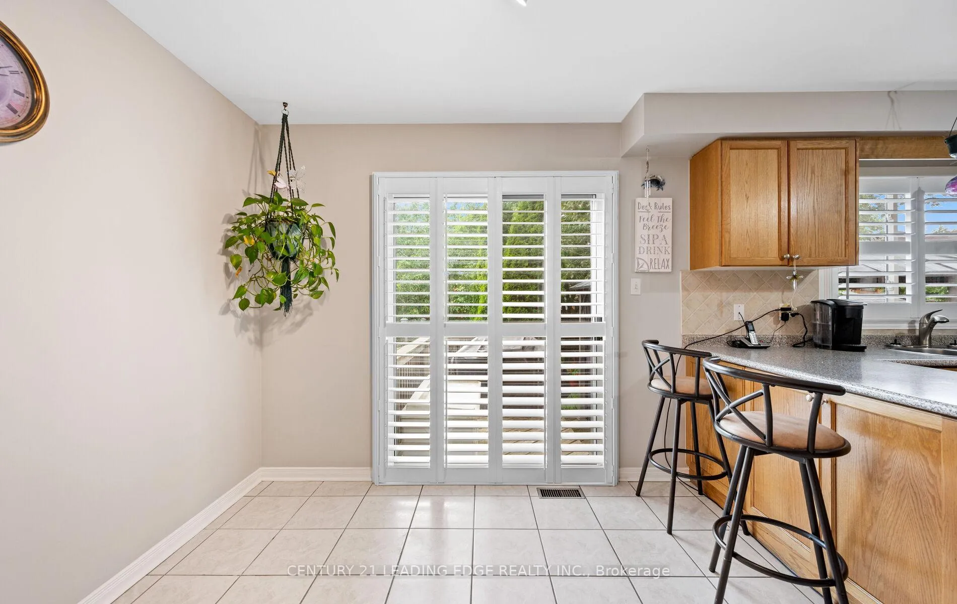 Photo 15 of 113 Frank Johnston Road, Caledon, Bolton West — HOMEH
