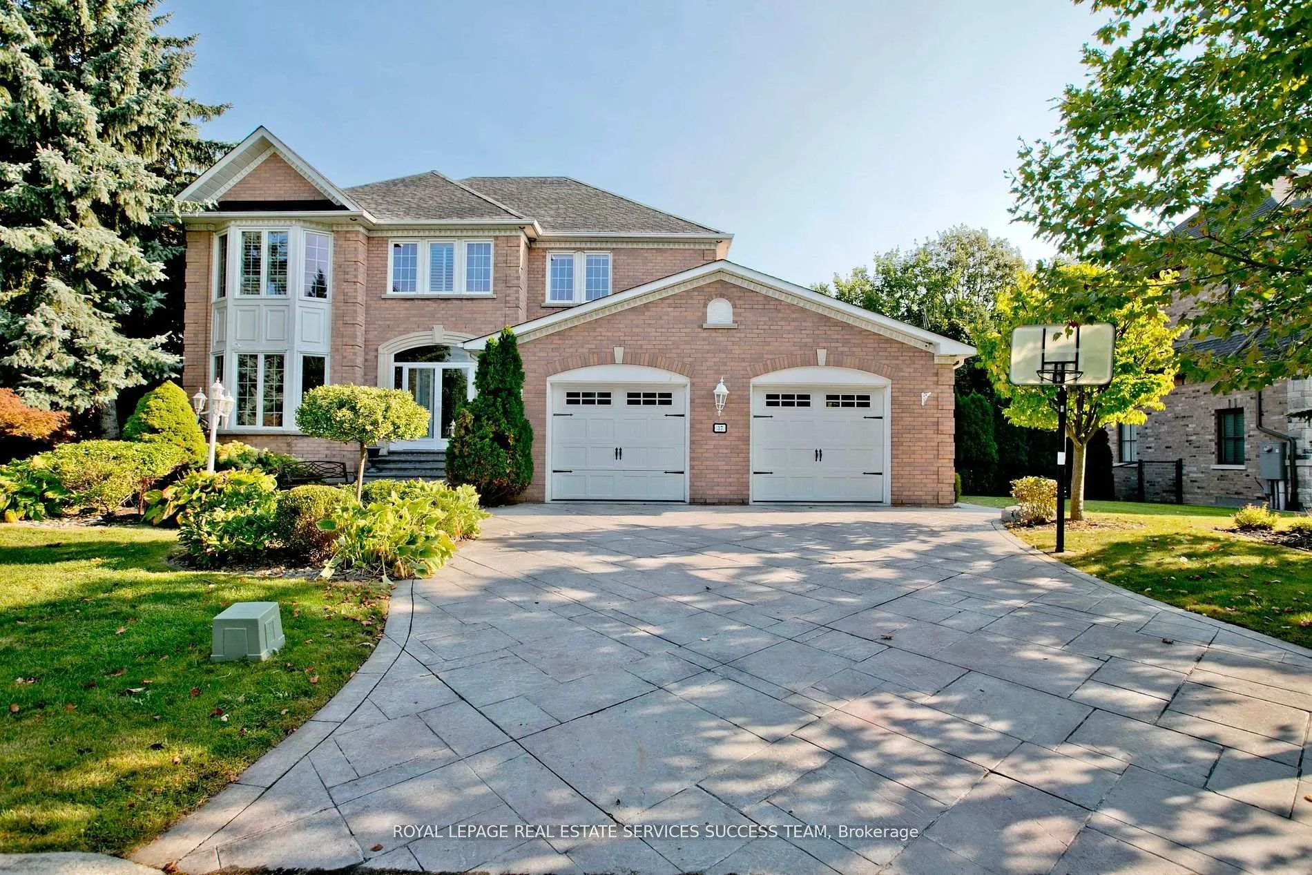 Photo 1 of 37 Heatherwood Crescent, Markham, Unionville — HOMEH