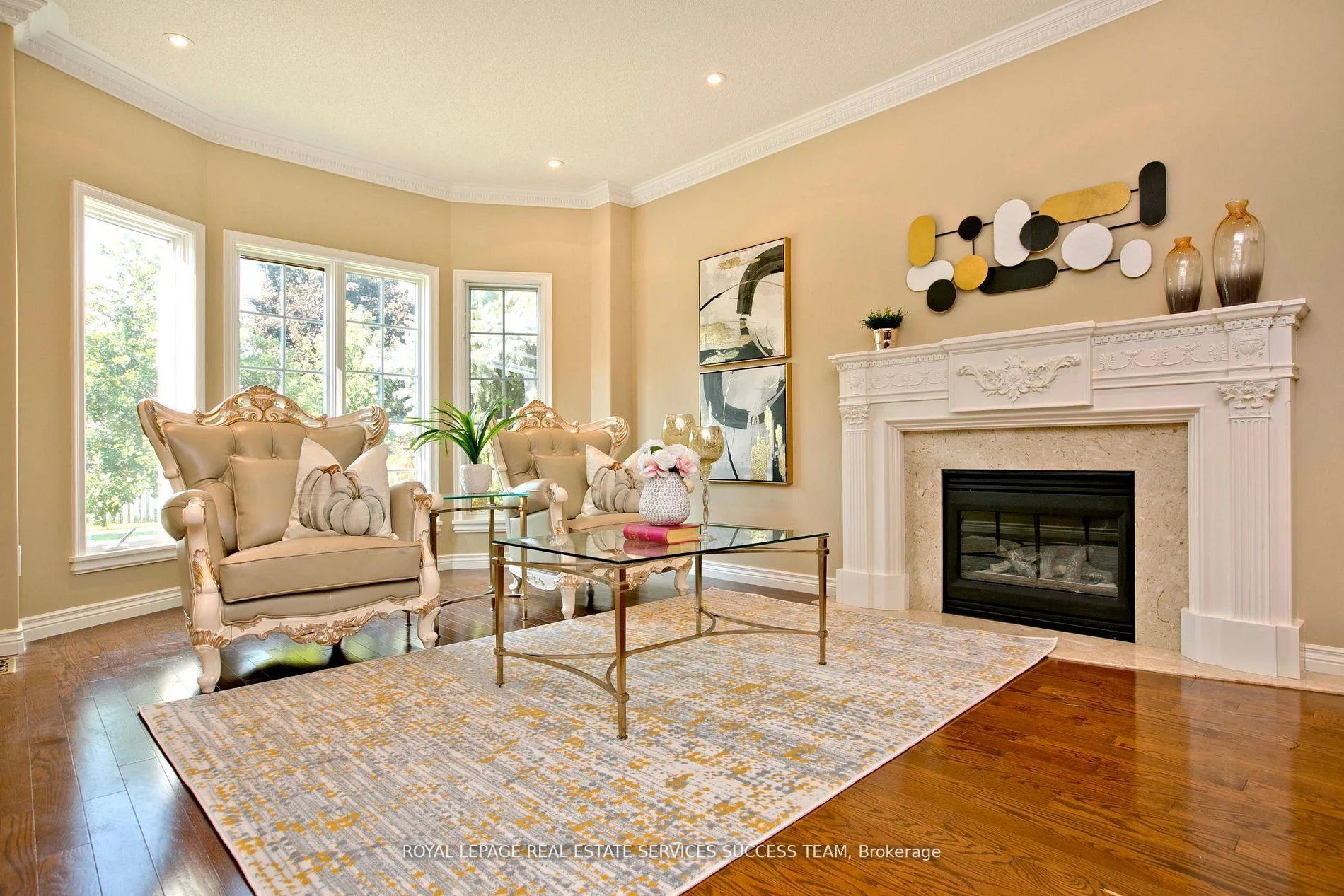 Photo 7 of 37 Heatherwood Crescent, Markham, Unionville — HOMEH