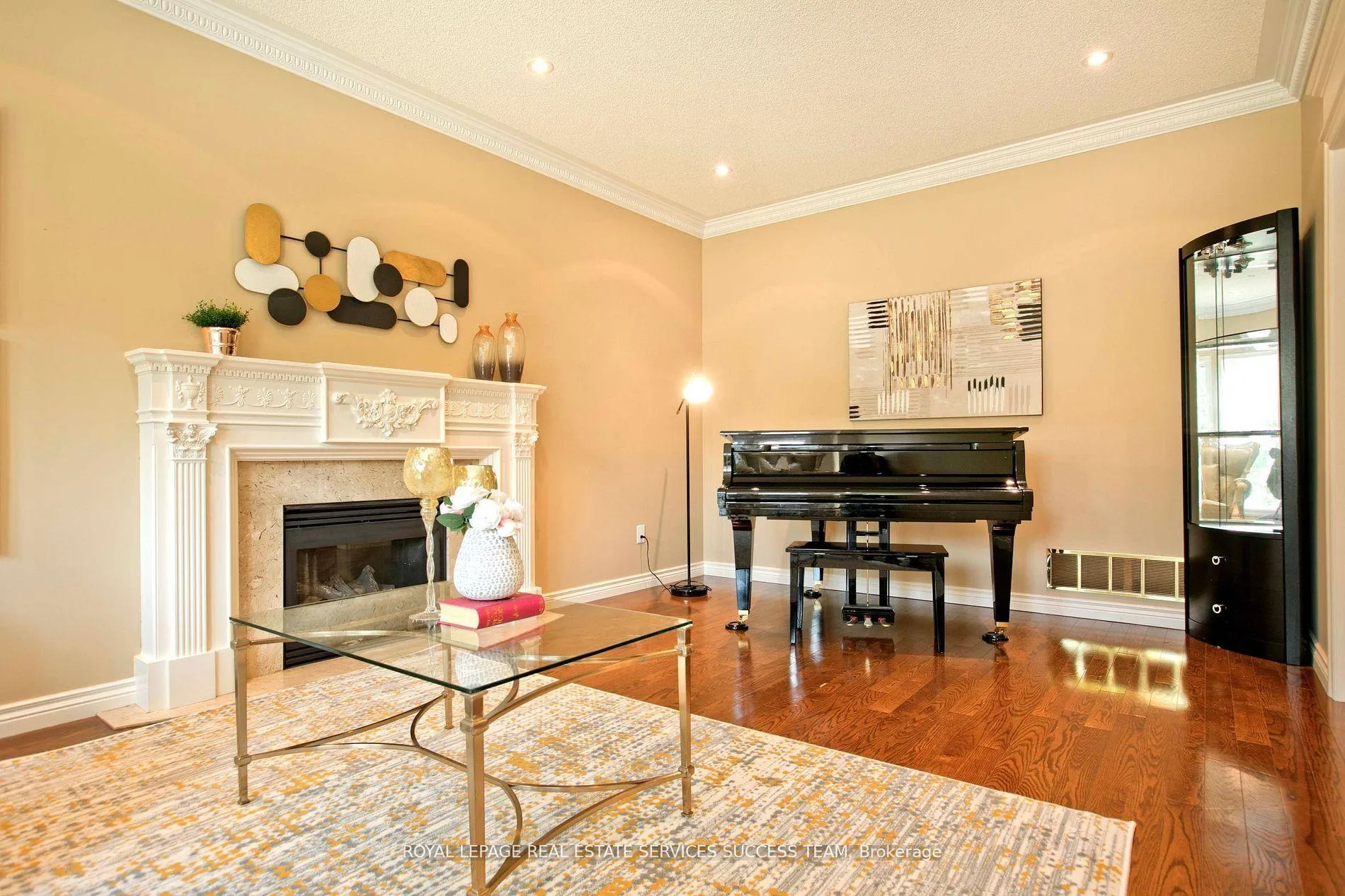 Photo 8 of 37 Heatherwood Crescent, Markham, Unionville — HOMEH
