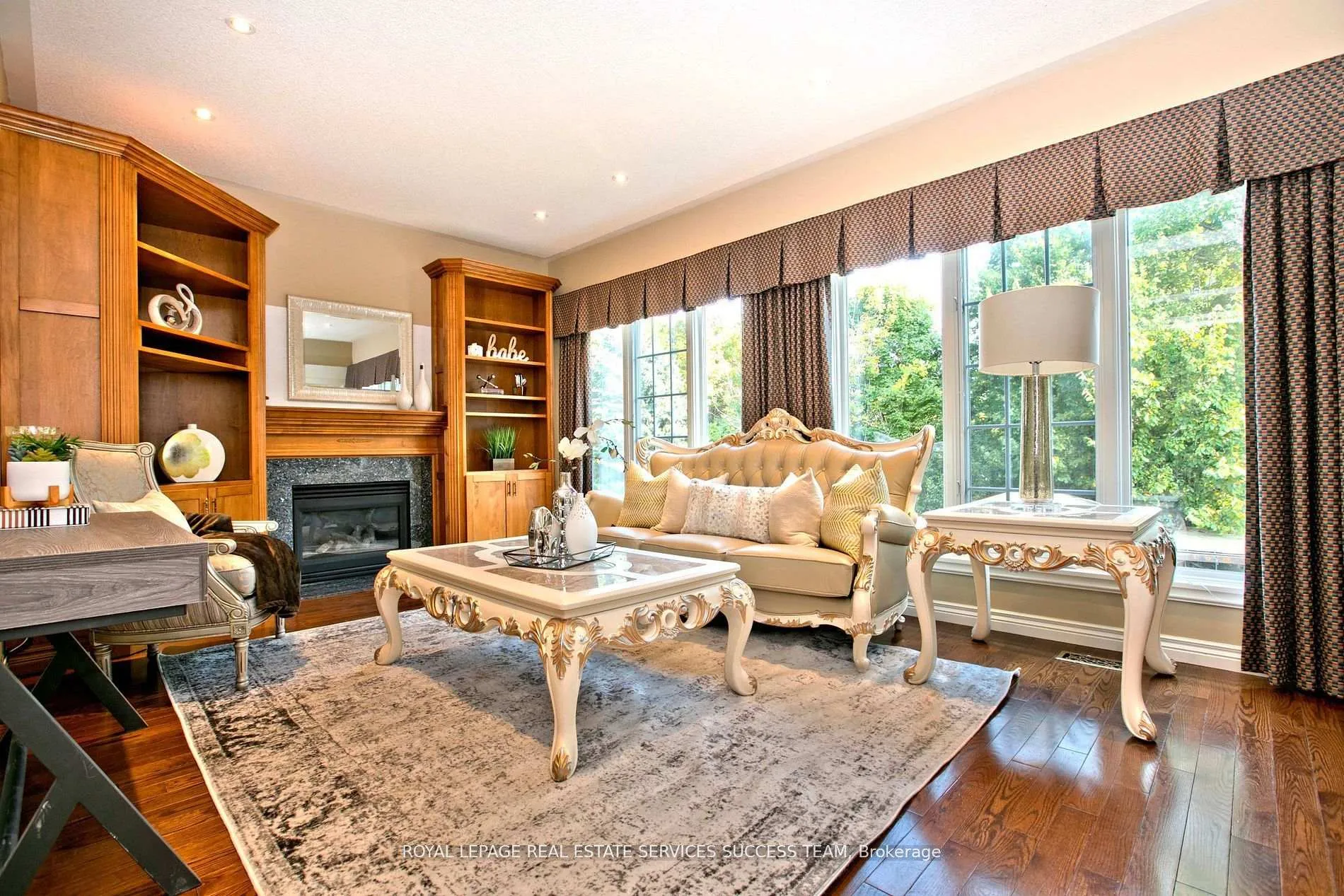 Photo 10 of 37 Heatherwood Crescent, Markham, Unionville — HOMEH