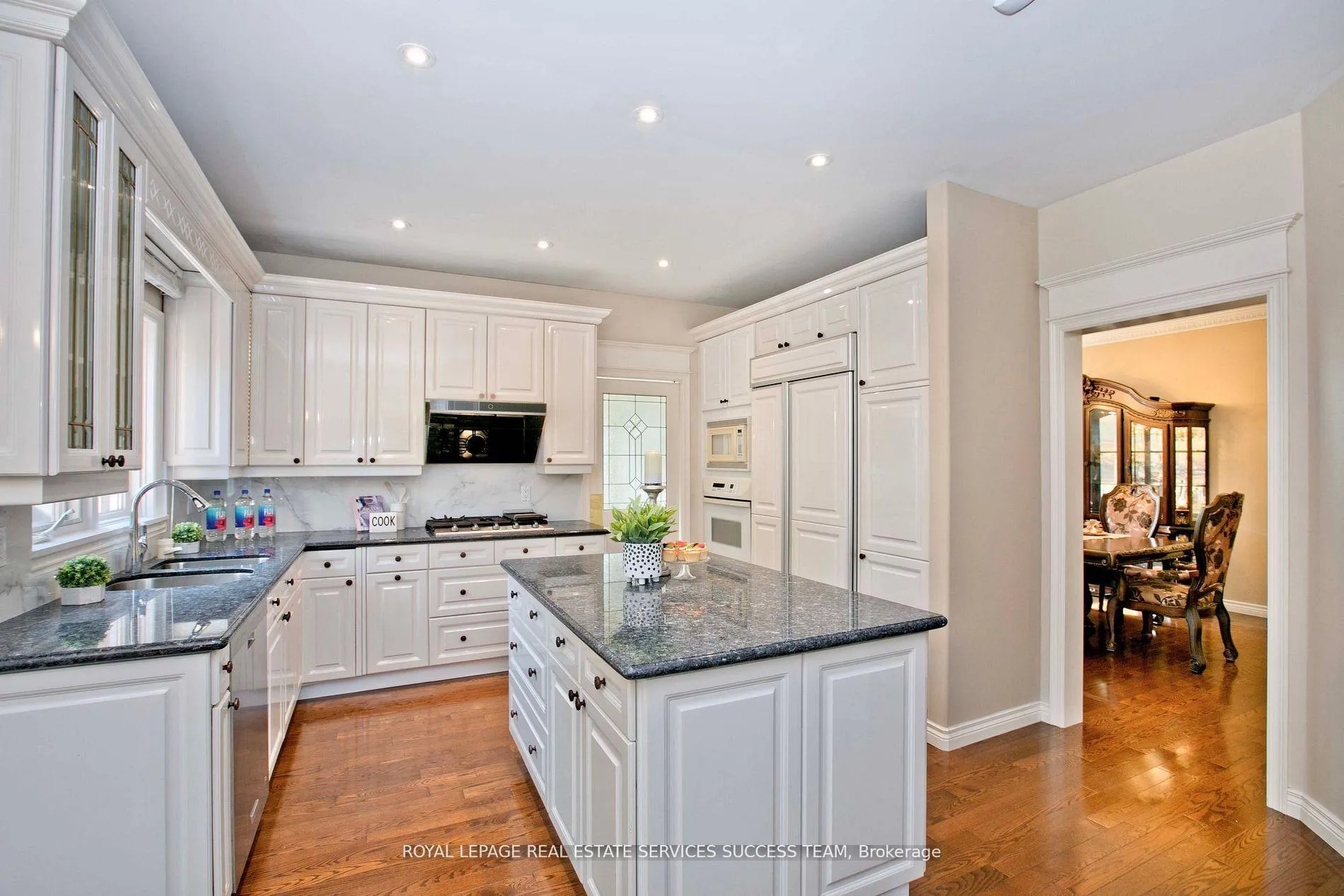 Photo 14 of 37 Heatherwood Crescent, Markham, Unionville — HOMEH