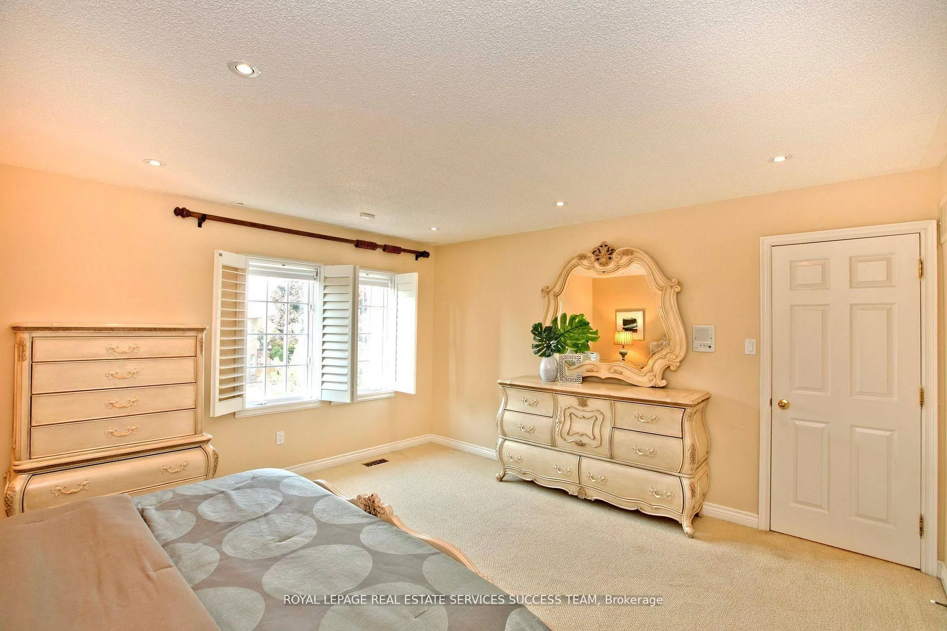 Photo 23 of 37 Heatherwood Crescent, Markham, Unionville — HOMEH