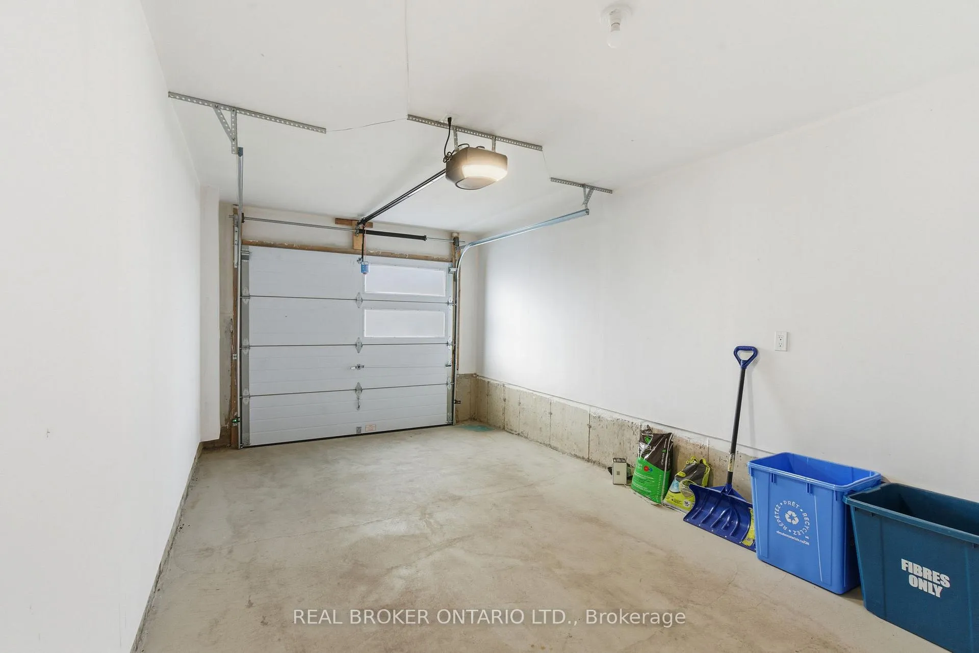 Photo 39 of 2825 Albatross Way, Pickering, Rural Pickering — HOMEH