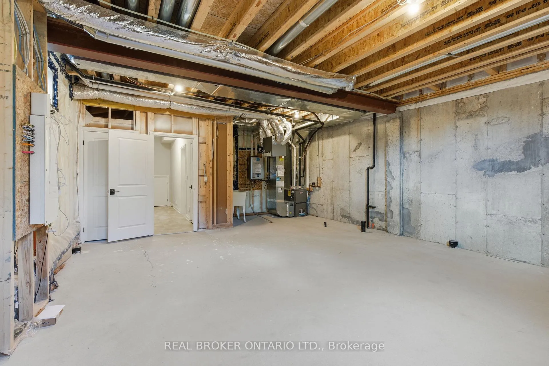 Photo 40 of 2825 Albatross Way, Pickering, Rural Pickering — HOMEH