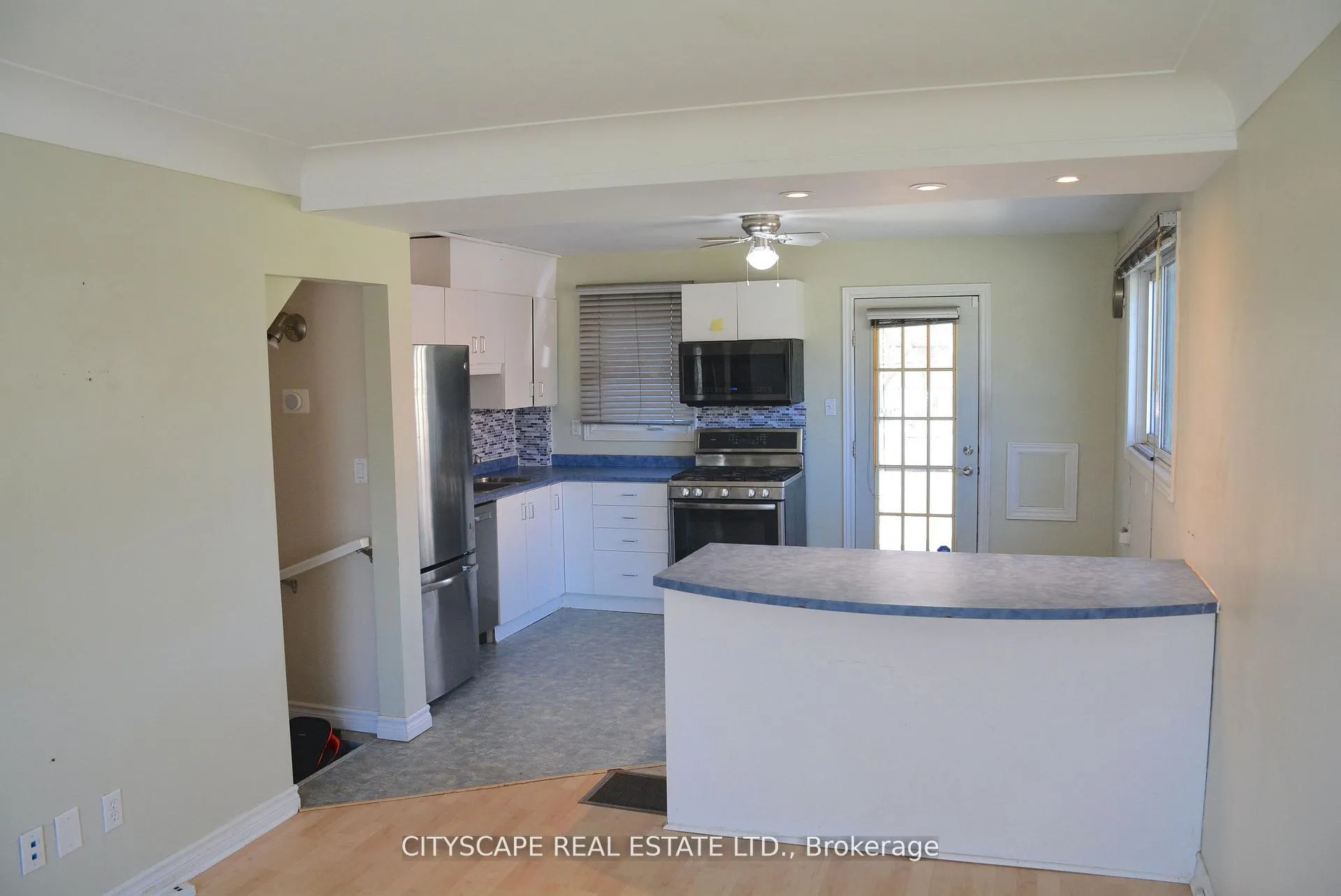 Photo 7 of 258 Lorne Avenue, Kitchener — HOMEH