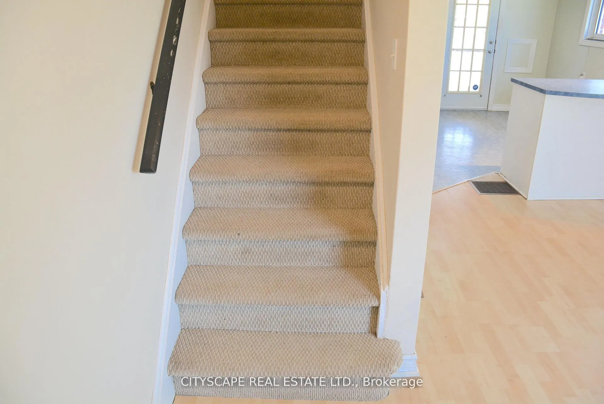 Photo 11 of 258 Lorne Avenue, Kitchener — HOMEH