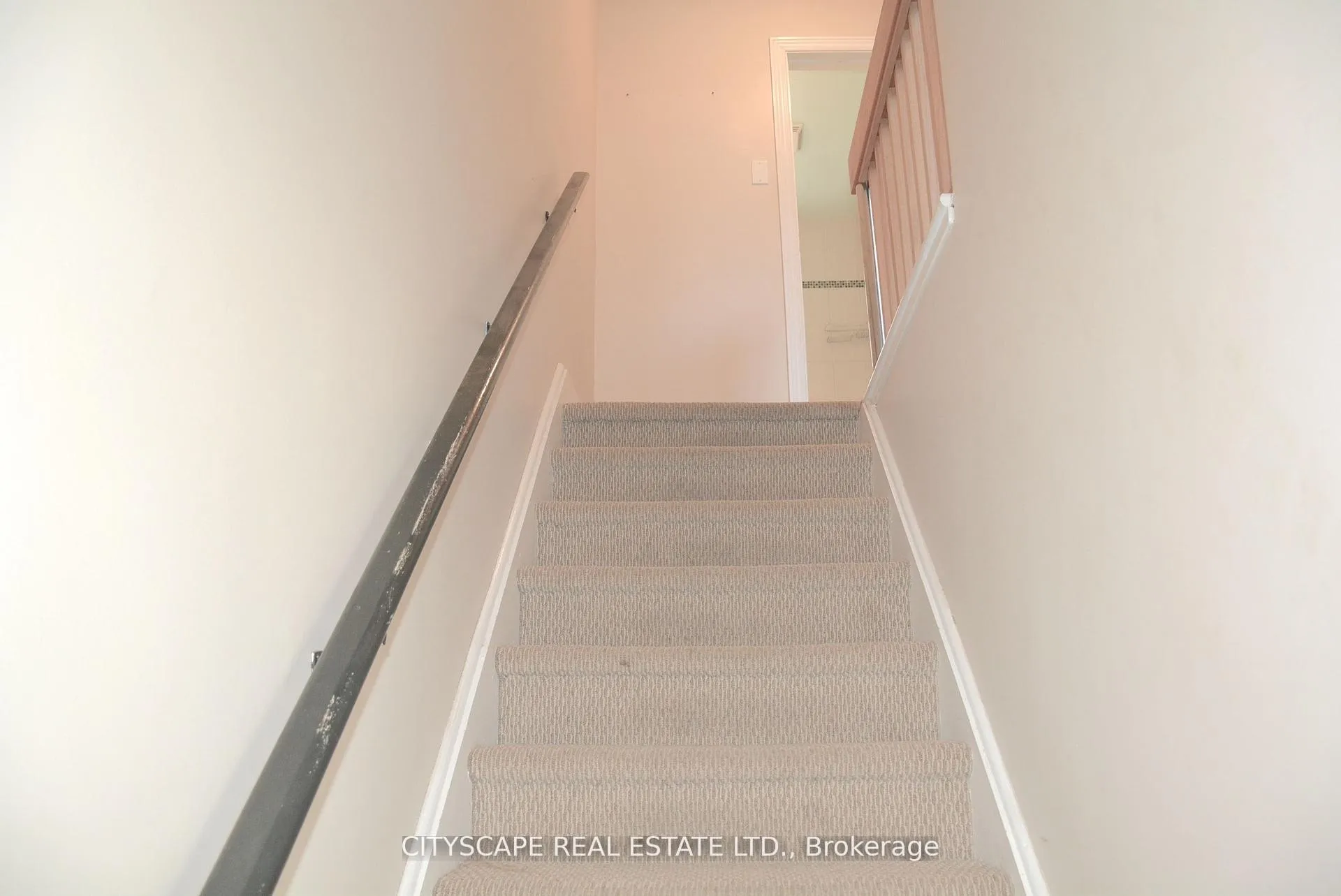 Photo 12 of 258 Lorne Avenue, Kitchener — HOMEH