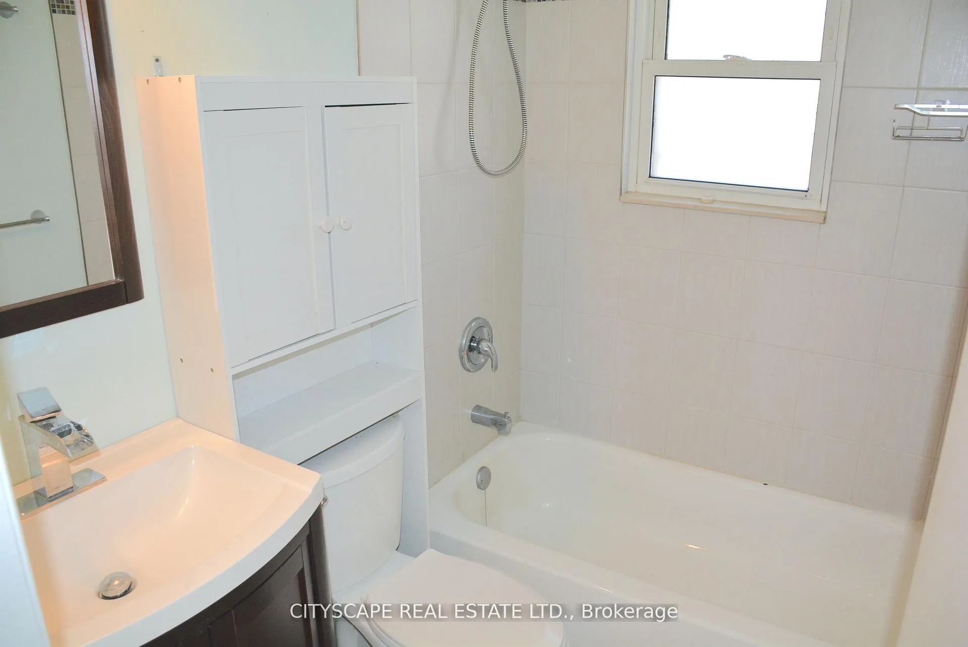 Photo 14 of 258 Lorne Avenue, Kitchener — HOMEH