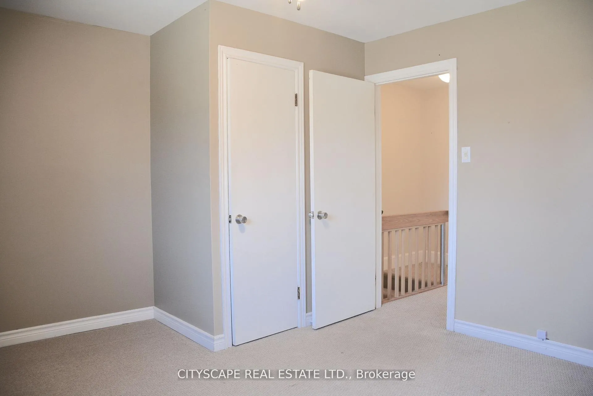 Photo 15 of 258 Lorne Avenue, Kitchener — HOMEH