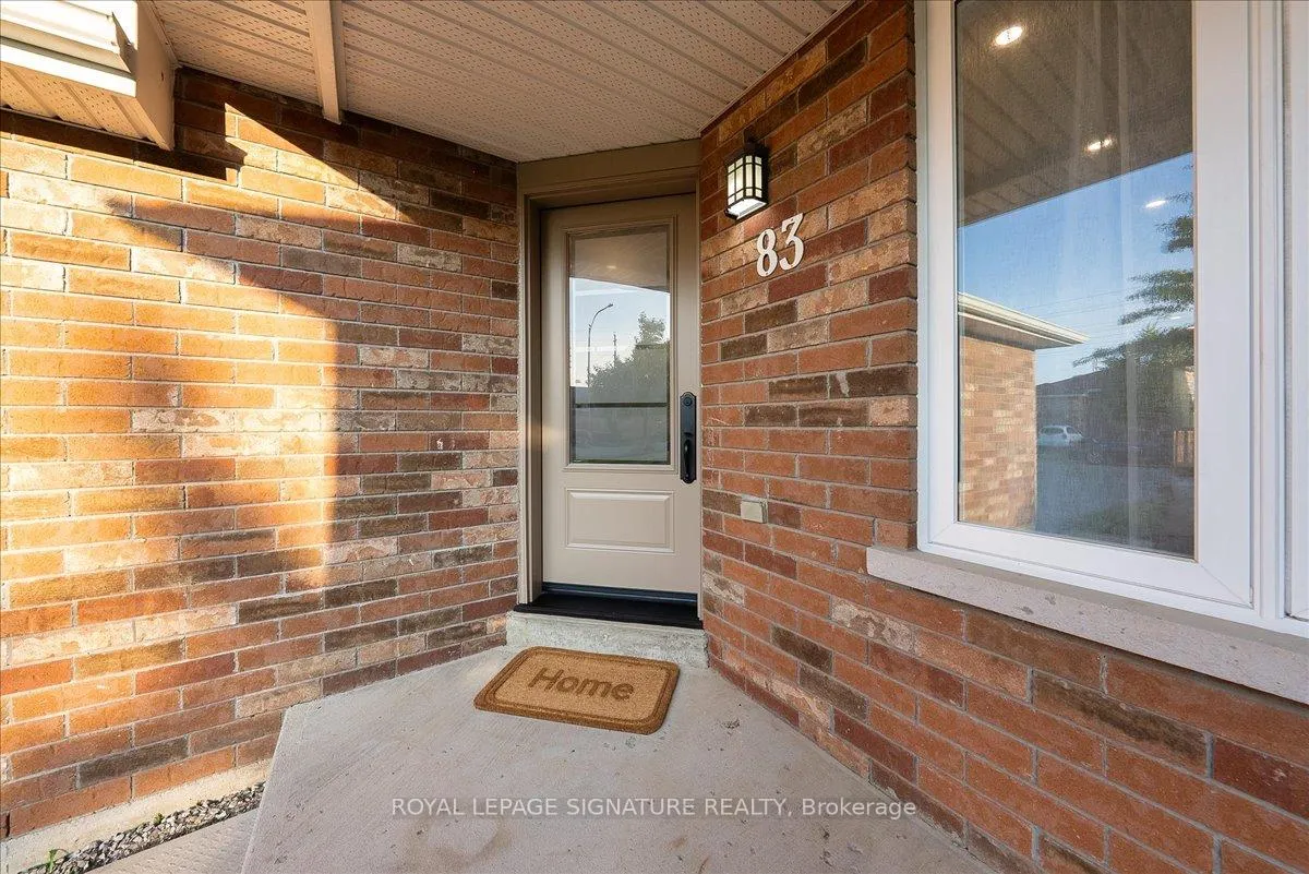 Photo 3 of 83 Sun King Crescent, Barrie, Innis-Shore — HOMEH