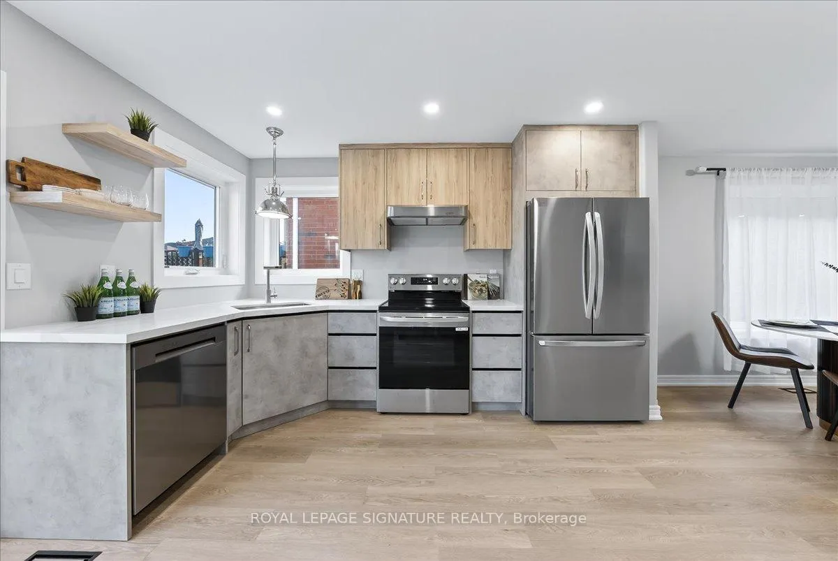 Photo 13 of 83 Sun King Crescent, Barrie, Innis-Shore — HOMEH