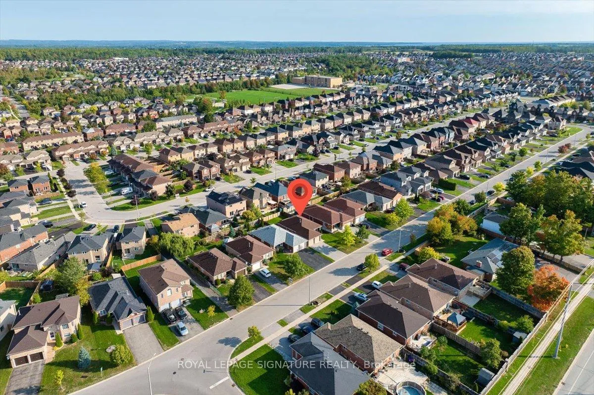 Photo 48 of 83 Sun King Crescent, Barrie, Innis-Shore — HOMEH