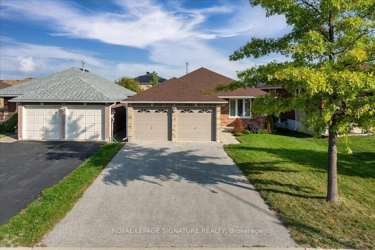 Photo 49 of 83 Sun King Crescent, Barrie, Innis-Shore — HOMEH