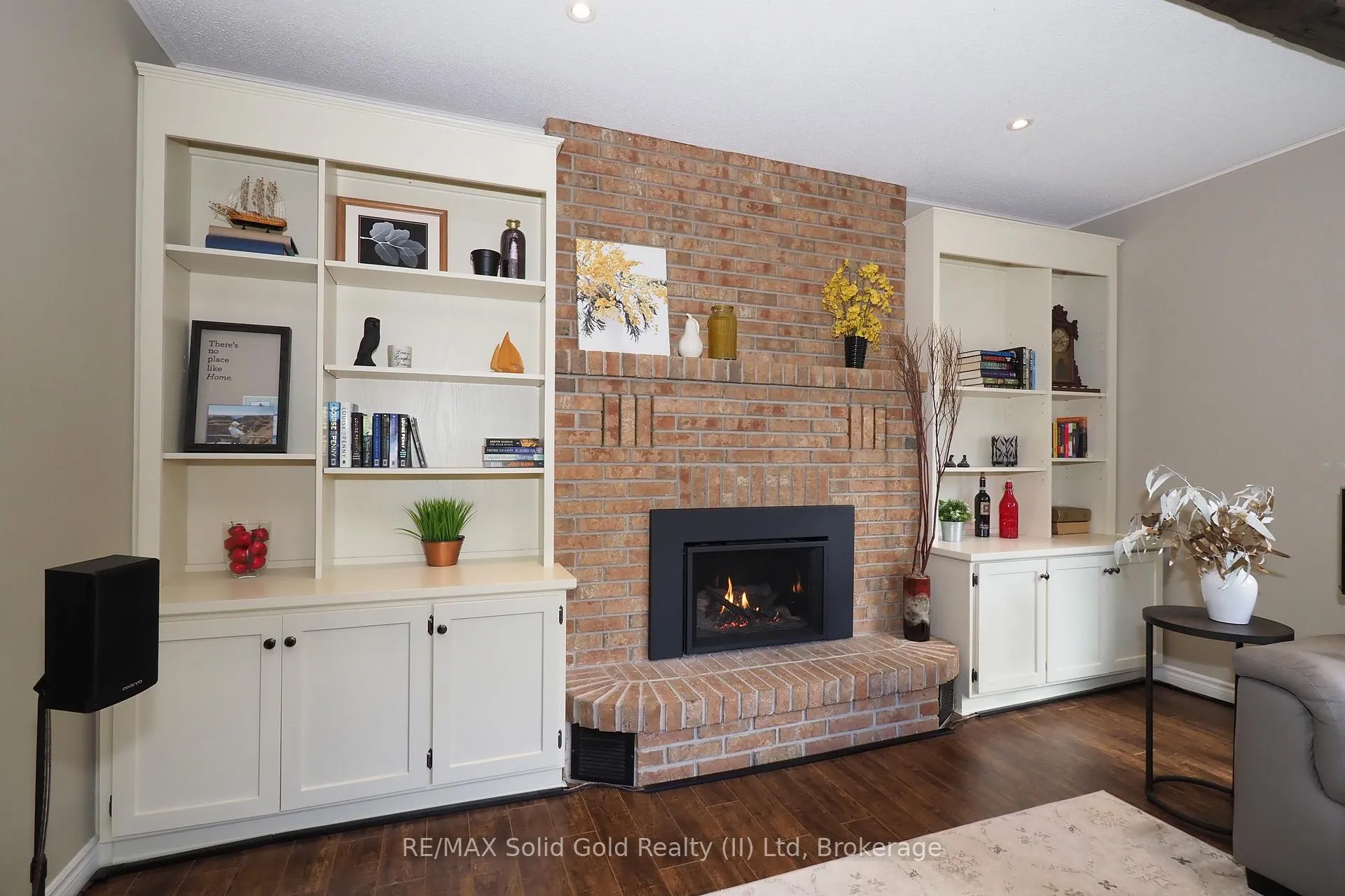 Photo 20 of 375 Crimson Drive, Waterloo — HOMEH