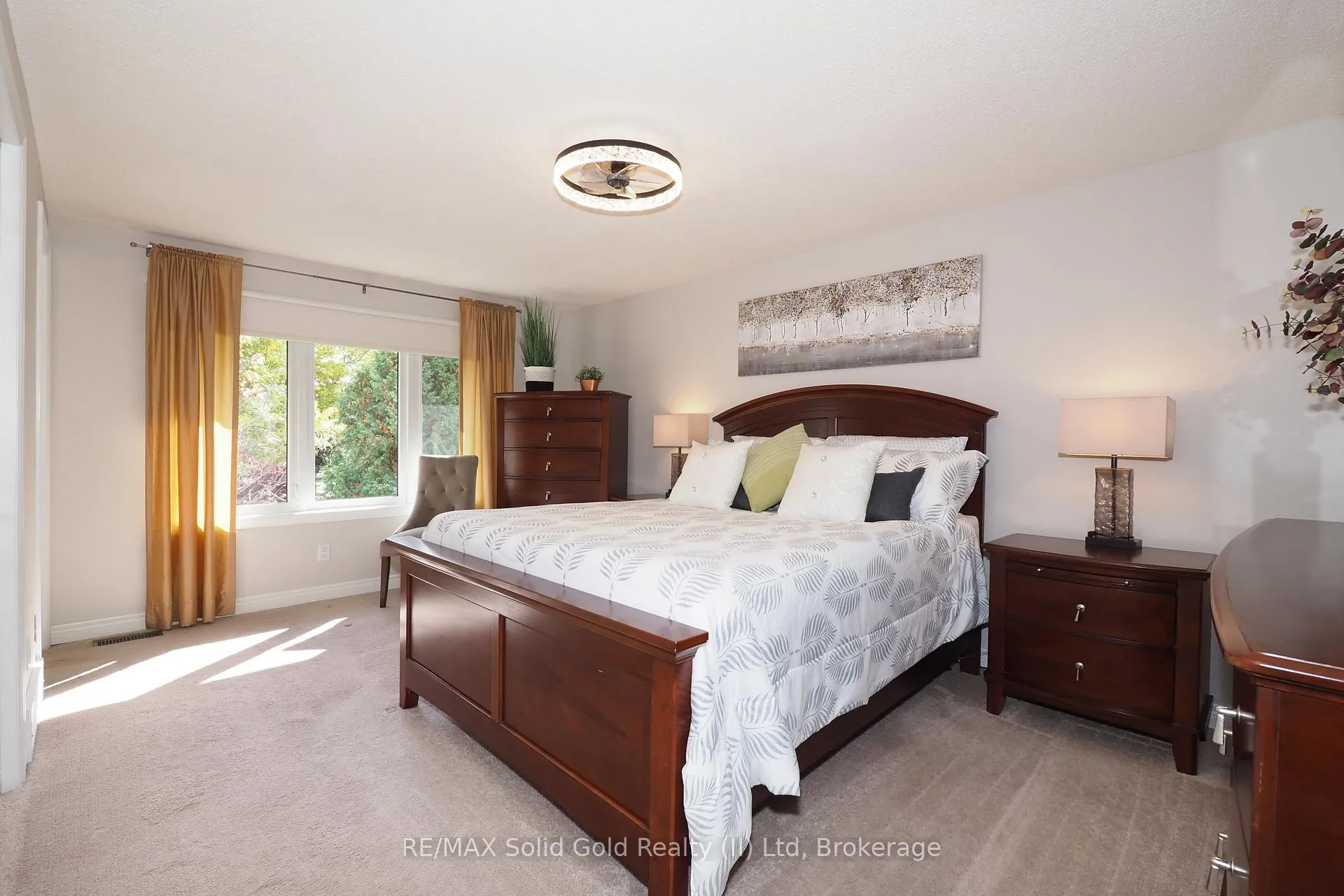 Photo 25 of 375 Crimson Drive, Waterloo — HOMEH