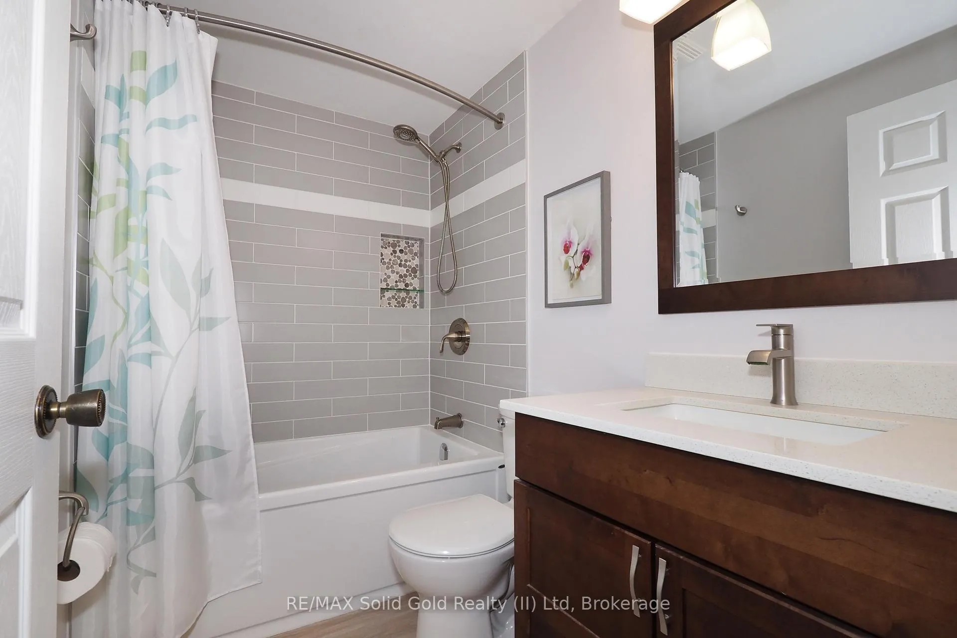 Photo 30 of 375 Crimson Drive, Waterloo — HOMEH