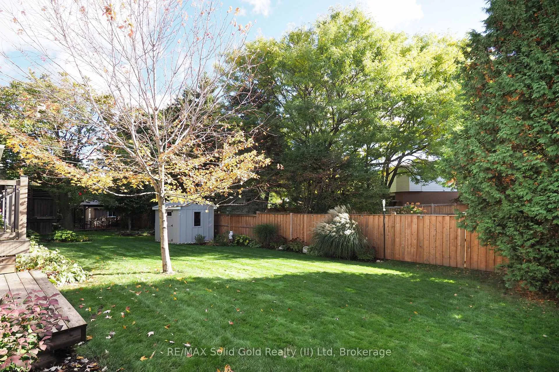 Photo 39 of 375 Crimson Drive, Waterloo — HOMEH