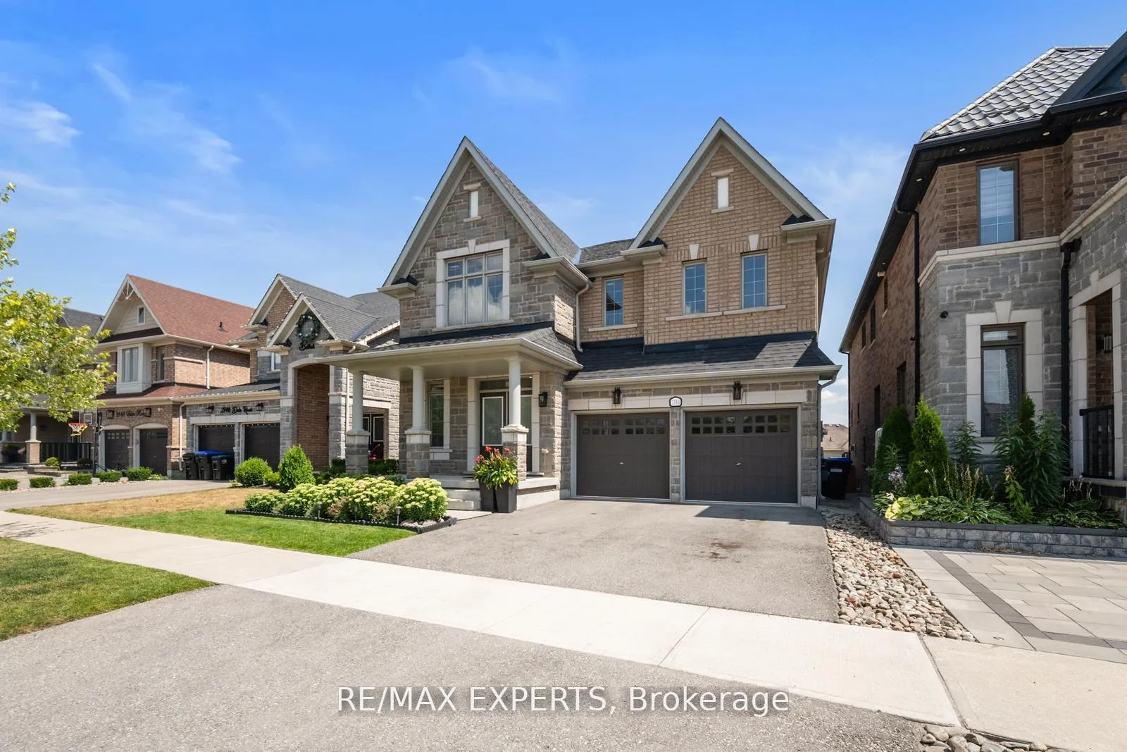 Photo 1 of 2144 Dale Road, Innisfil, Alcona — HOMEH