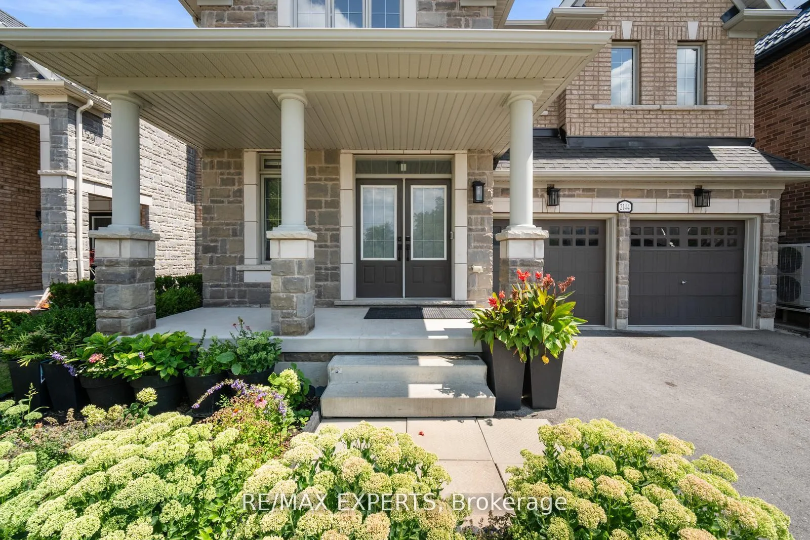 Photo 4 of 2144 Dale Road, Innisfil, Alcona — HOMEH