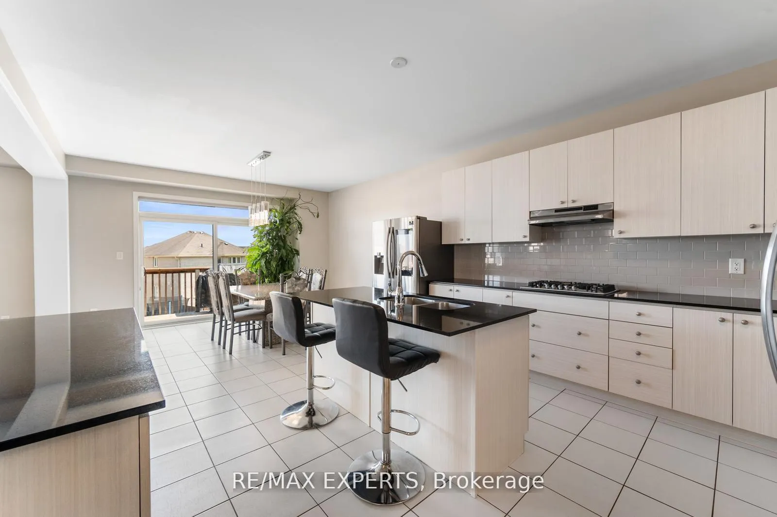 Photo 14 of 2144 Dale Road, Innisfil, Alcona — HOMEH