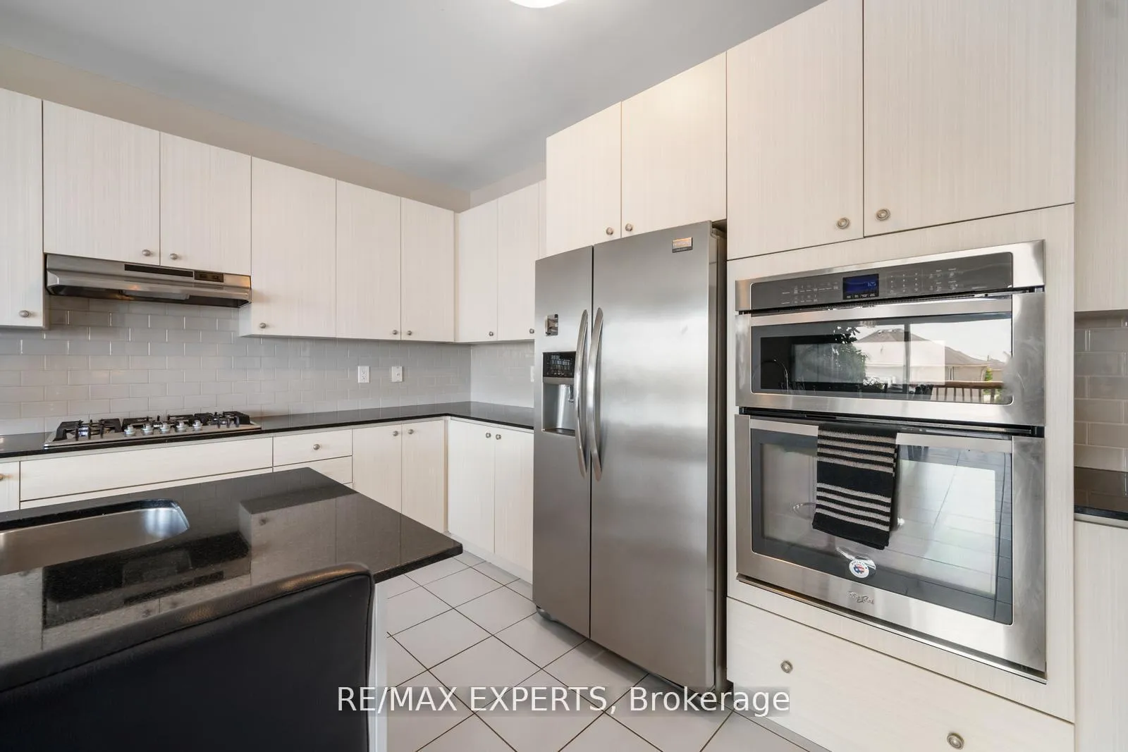 Photo 16 of 2144 Dale Road, Innisfil, Alcona — HOMEH