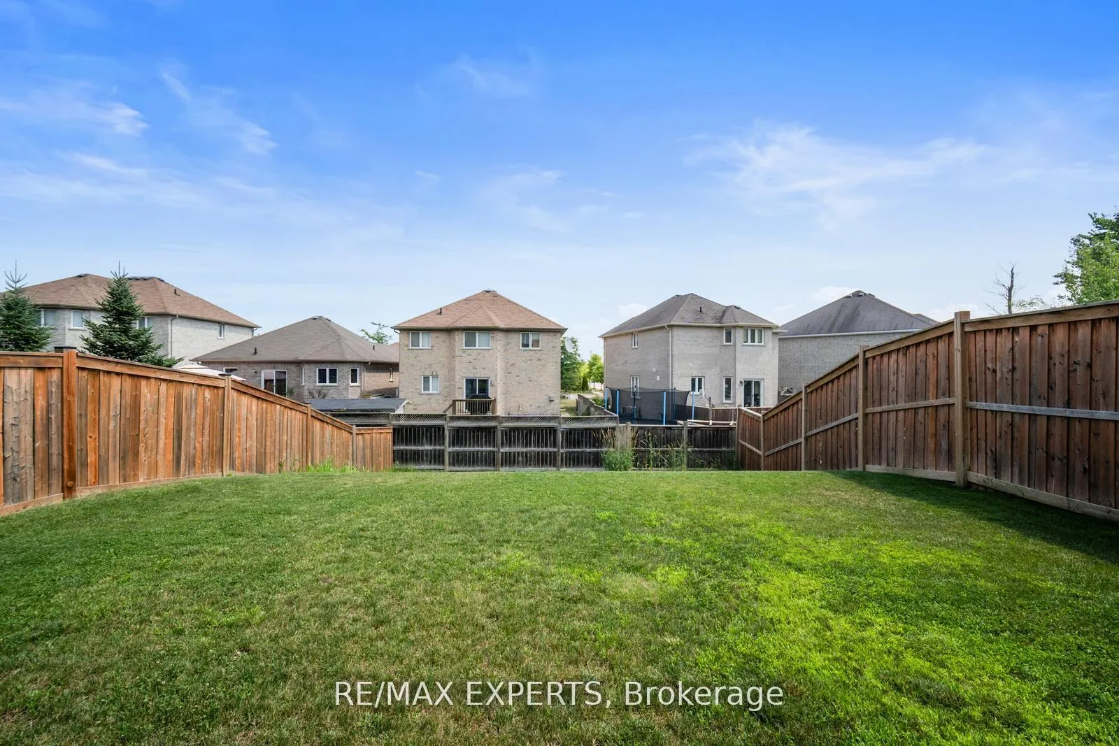 Photo 48 of 2144 Dale Road, Innisfil, Alcona — HOMEH