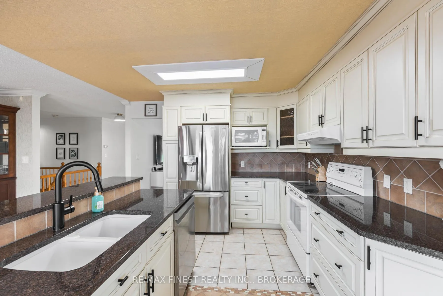 Photo 14 of 593 Forest Hill Drive, Kingston, South of Taylor-Kidd Blvd — HOMEH