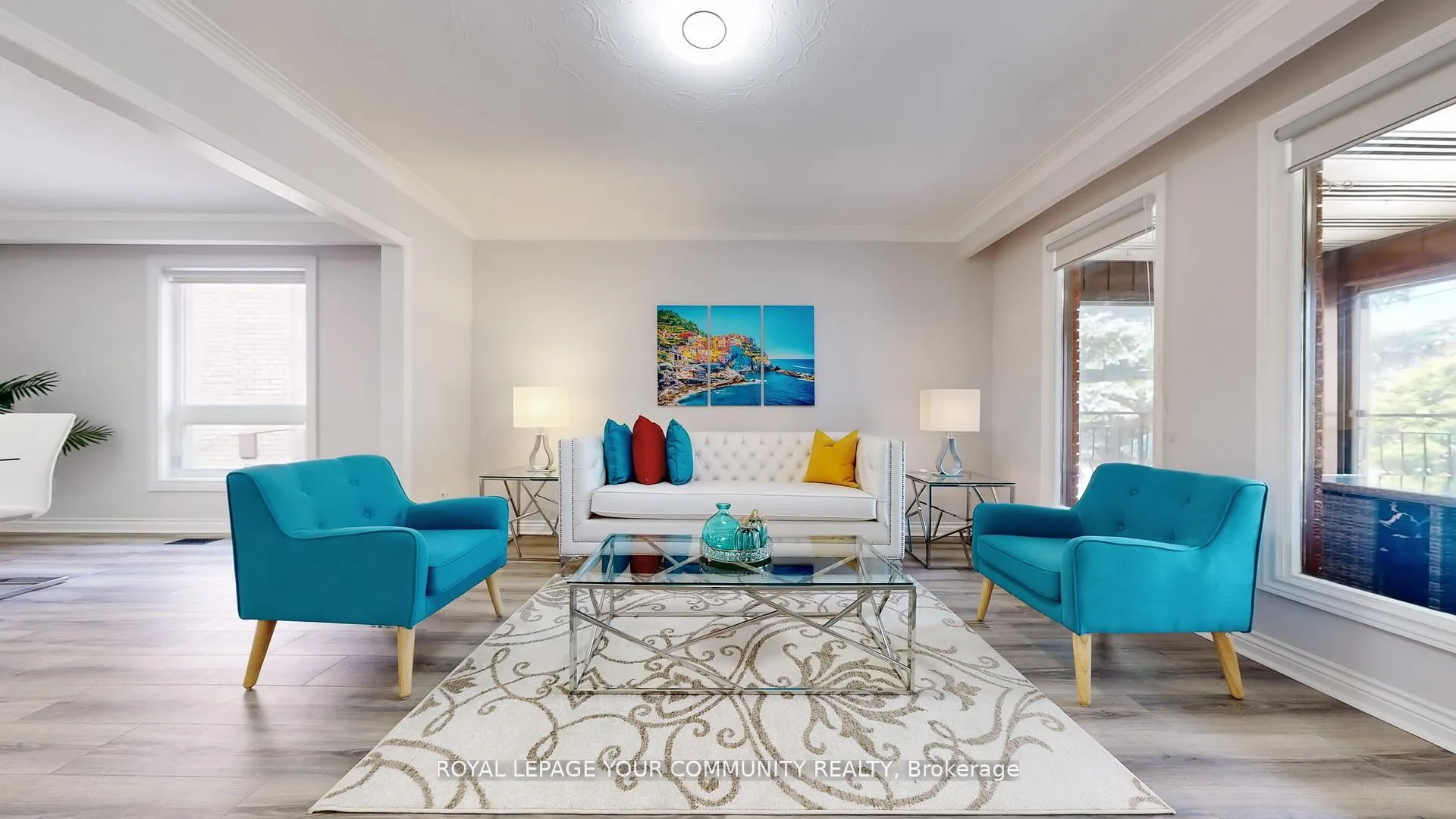 Photo 3 of 731 Glencairn Avenue, Toronto, Englemount-Lawrence — HOMEH