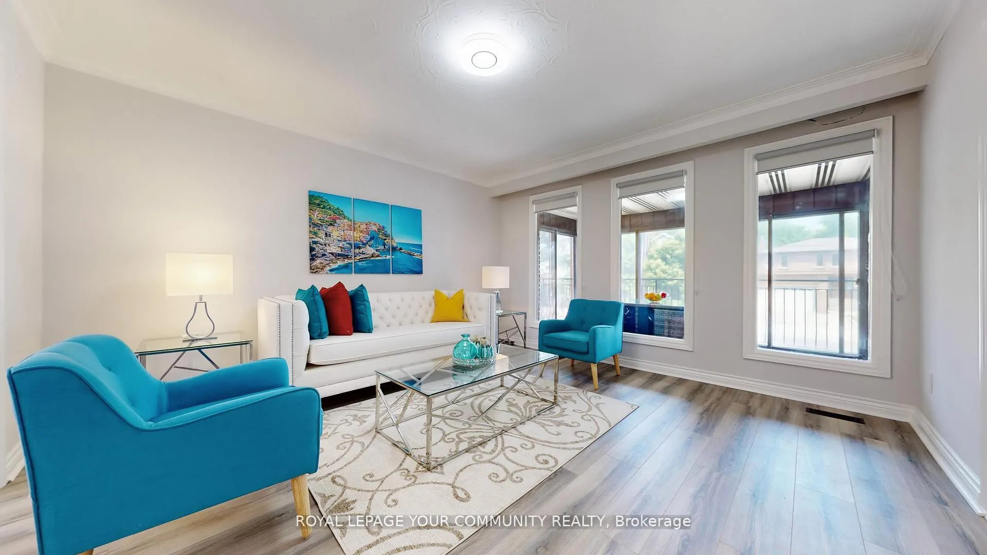 Photo 4 of 731 Glencairn Avenue, Toronto, Englemount-Lawrence — HOMEH