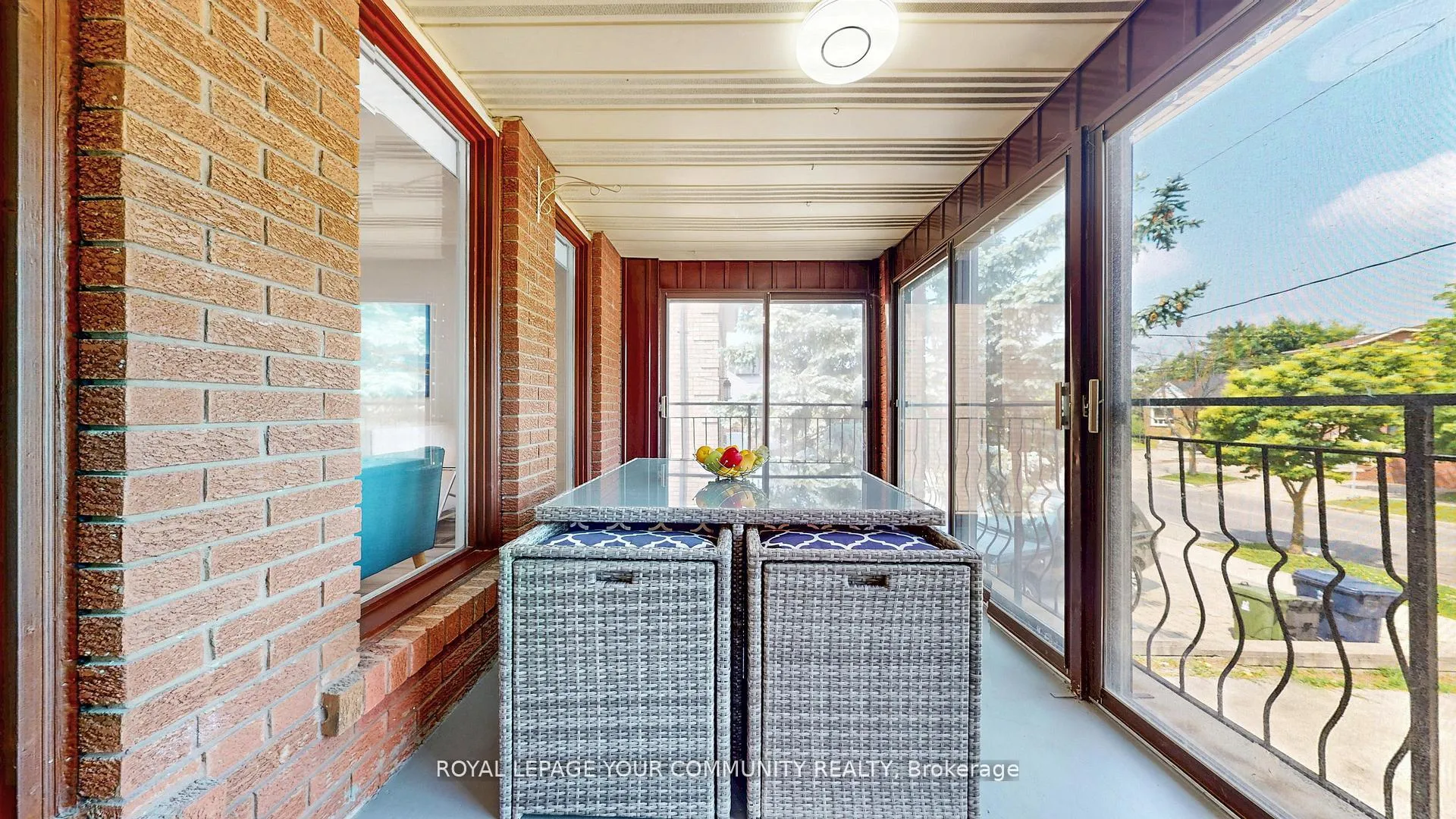 Photo 26 of 731 Glencairn Avenue, Toronto, Englemount-Lawrence — HOMEH