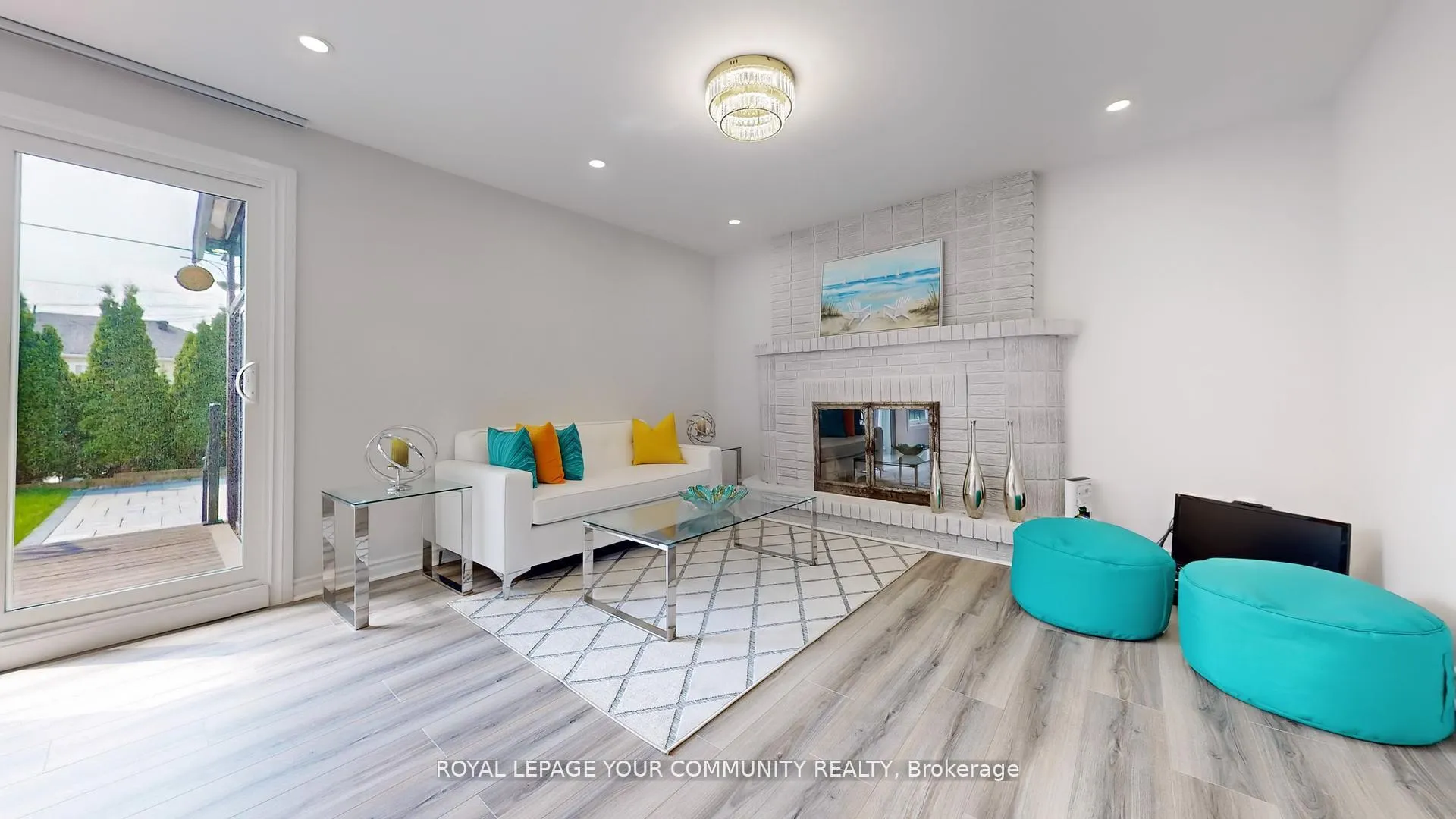Photo 28 of 731 Glencairn Avenue, Toronto, Englemount-Lawrence — HOMEH