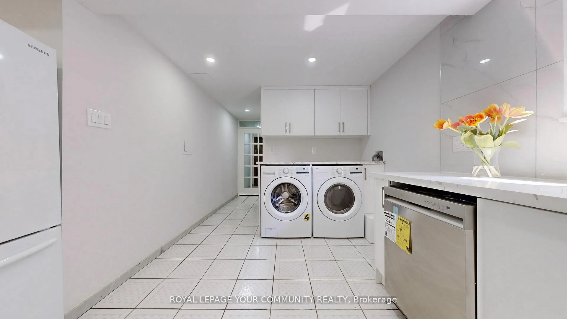 Photo 42 of 731 Glencairn Avenue, Toronto, Englemount-Lawrence — HOMEH