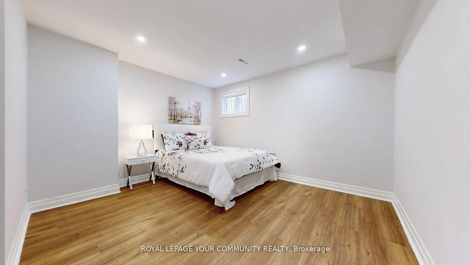 Photo 43 of 731 Glencairn Avenue, Toronto, Englemount-Lawrence — HOMEH