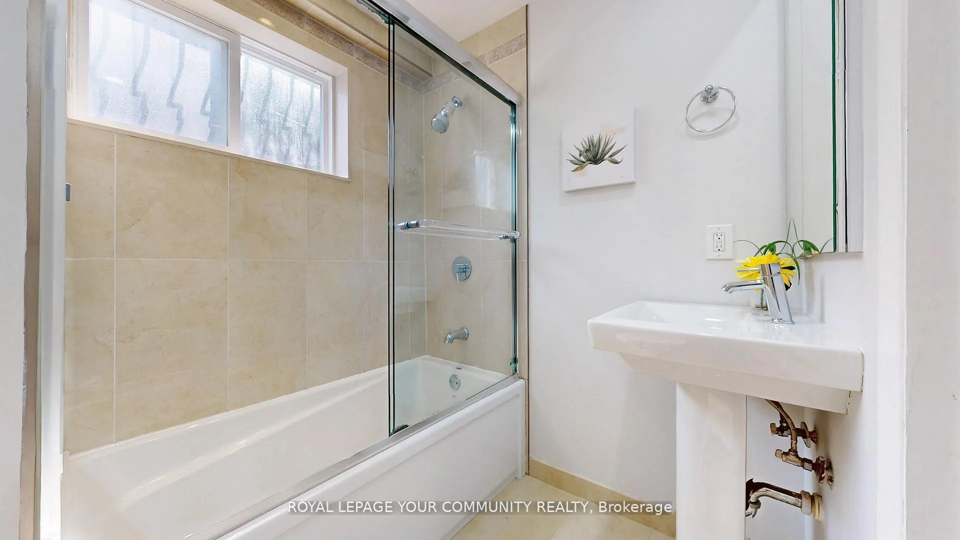 Photo 44 of 731 Glencairn Avenue, Toronto, Englemount-Lawrence — HOMEH