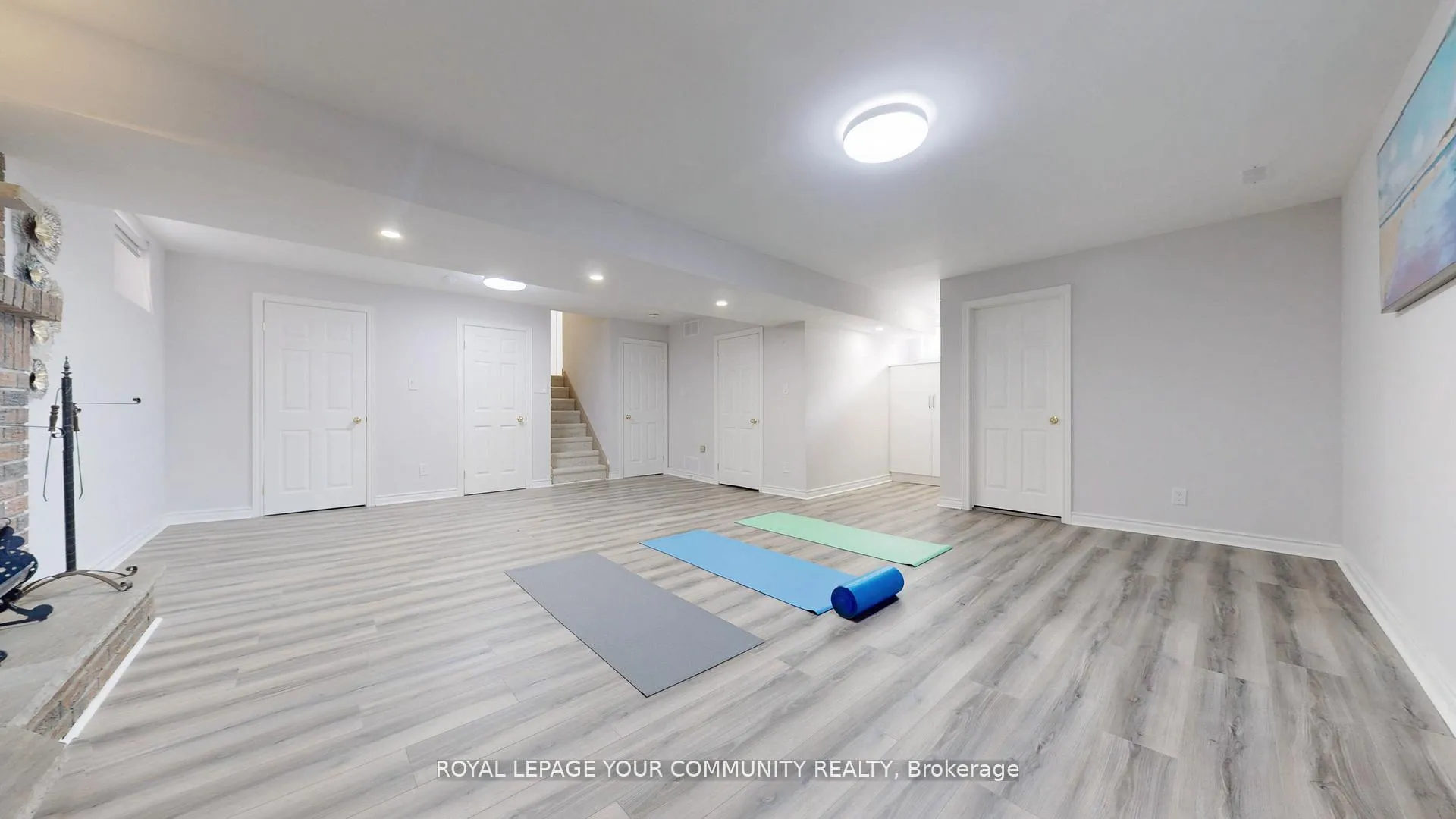Photo 46 of 731 Glencairn Avenue, Toronto, Englemount-Lawrence — HOMEH