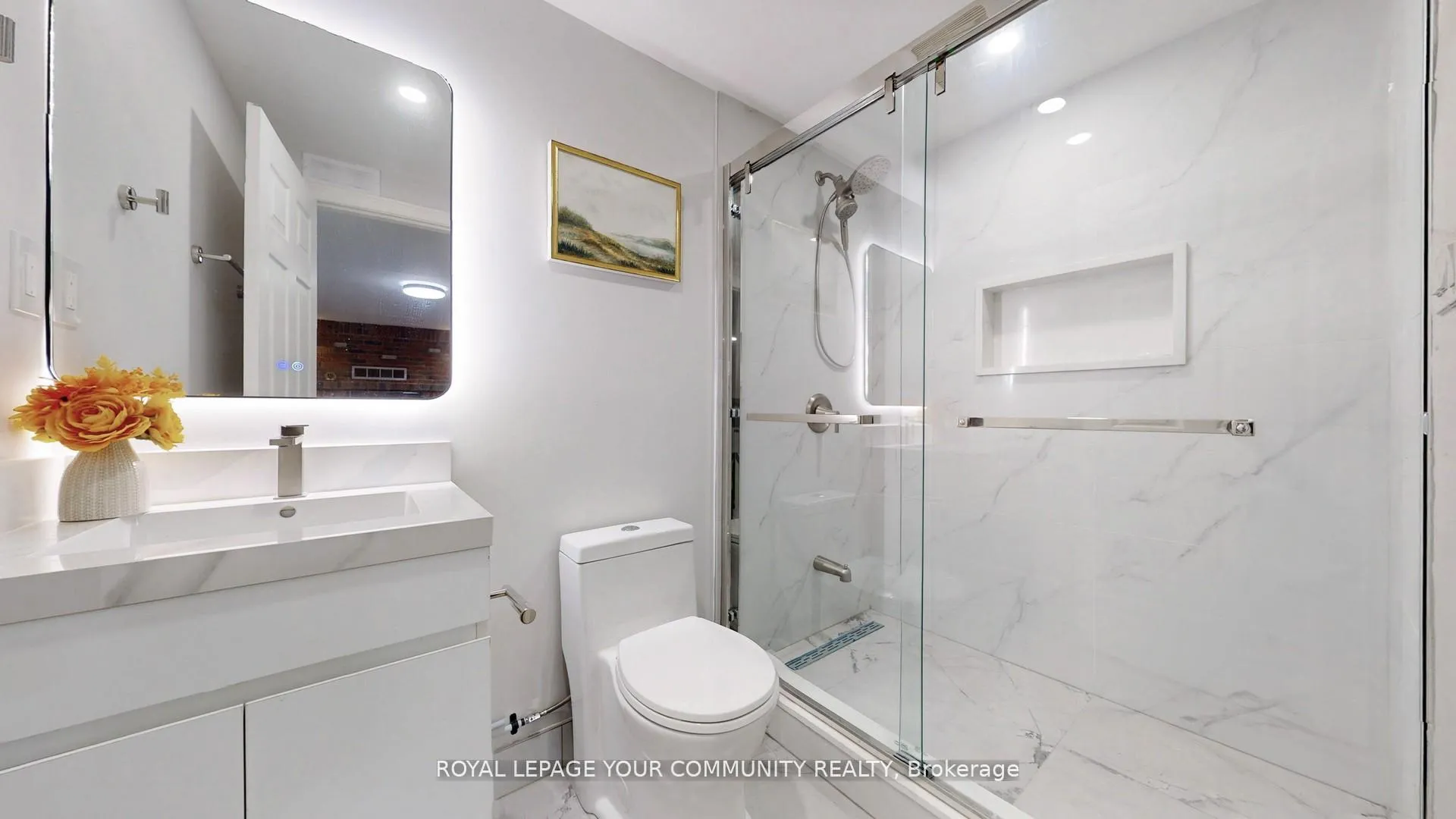 Photo 47 of 731 Glencairn Avenue, Toronto, Englemount-Lawrence — HOMEH