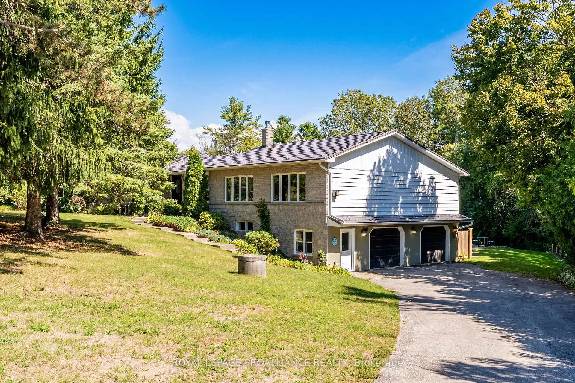 Photo 6 of 2331 Division Street N, Cobourg — HOMEH