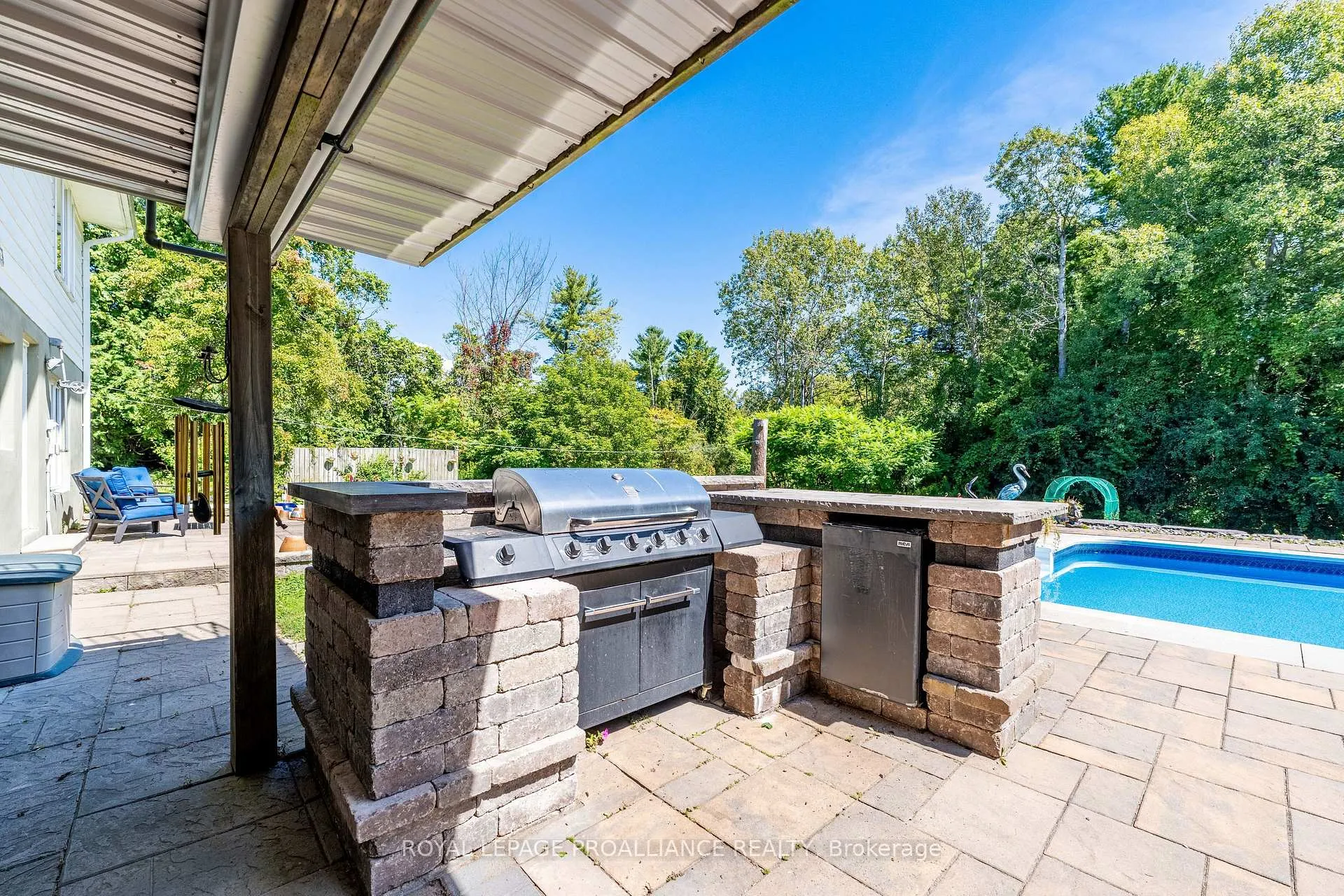 Photo 11 of 2331 Division Street N, Cobourg — HOMEH