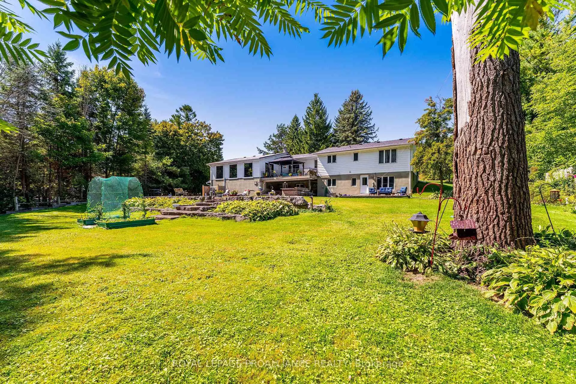 Photo 12 of 2331 Division Street N, Cobourg — HOMEH