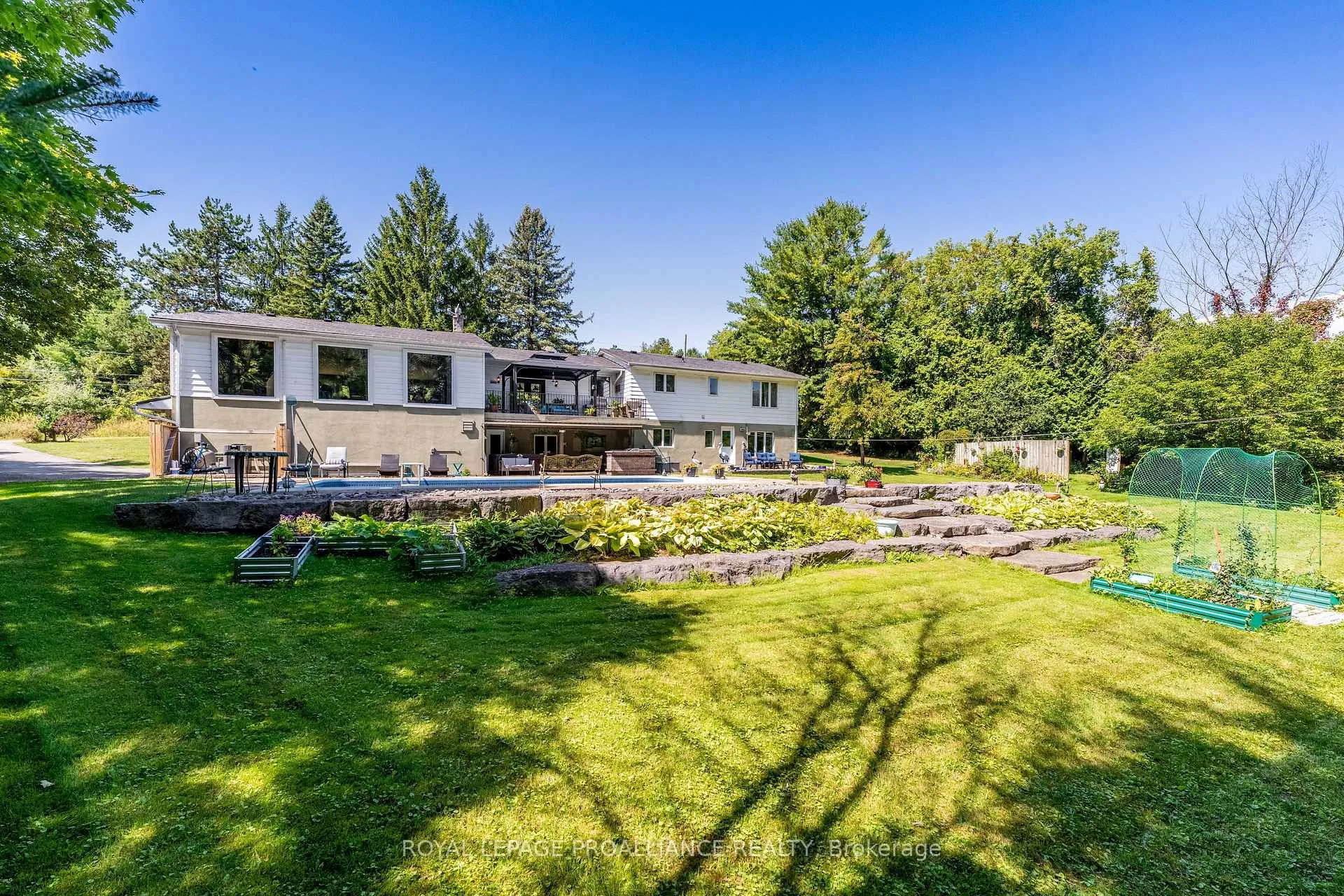 Photo 13 of 2331 Division Street N, Cobourg — HOMEH