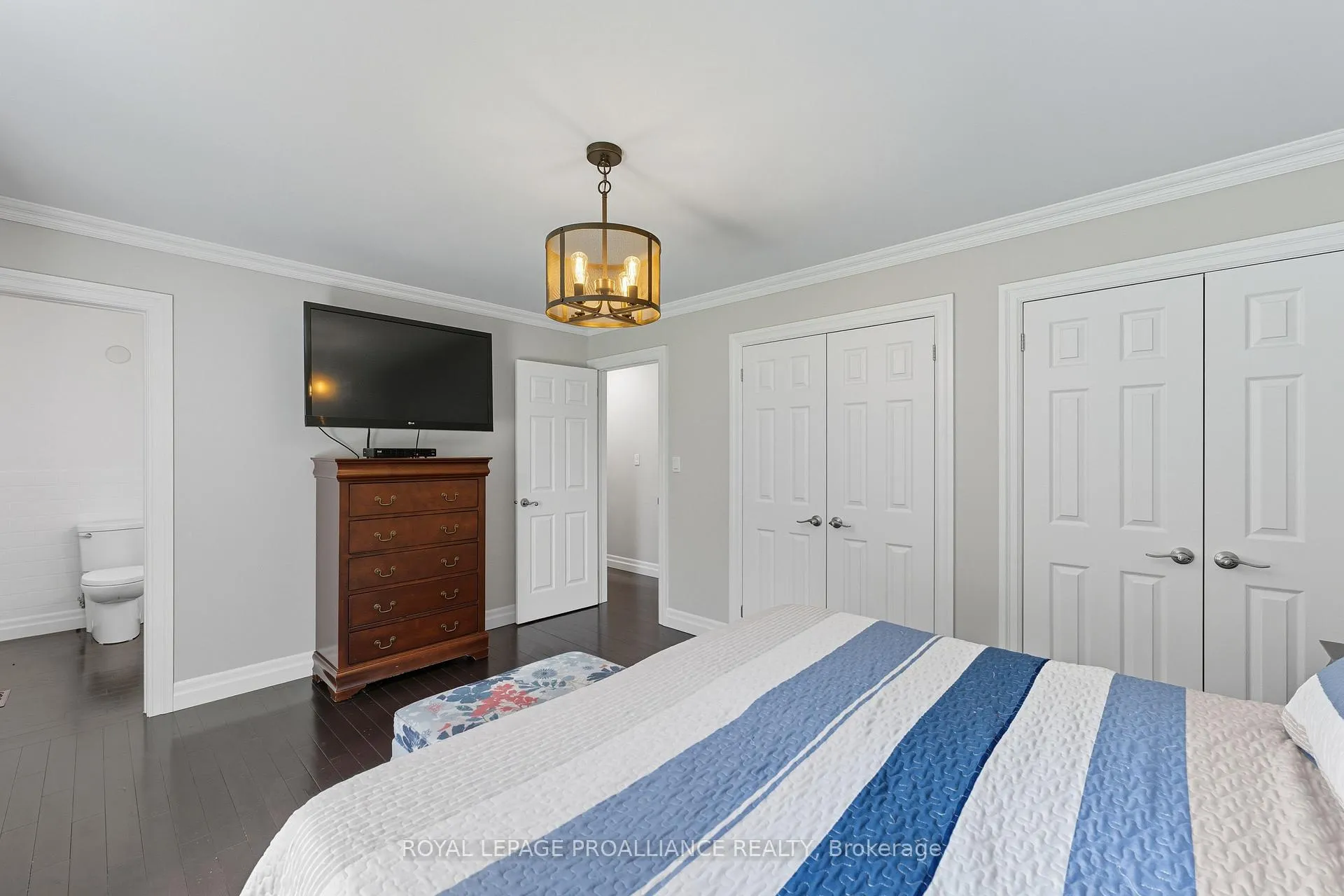Photo 23 of 2331 Division Street N, Cobourg — HOMEH
